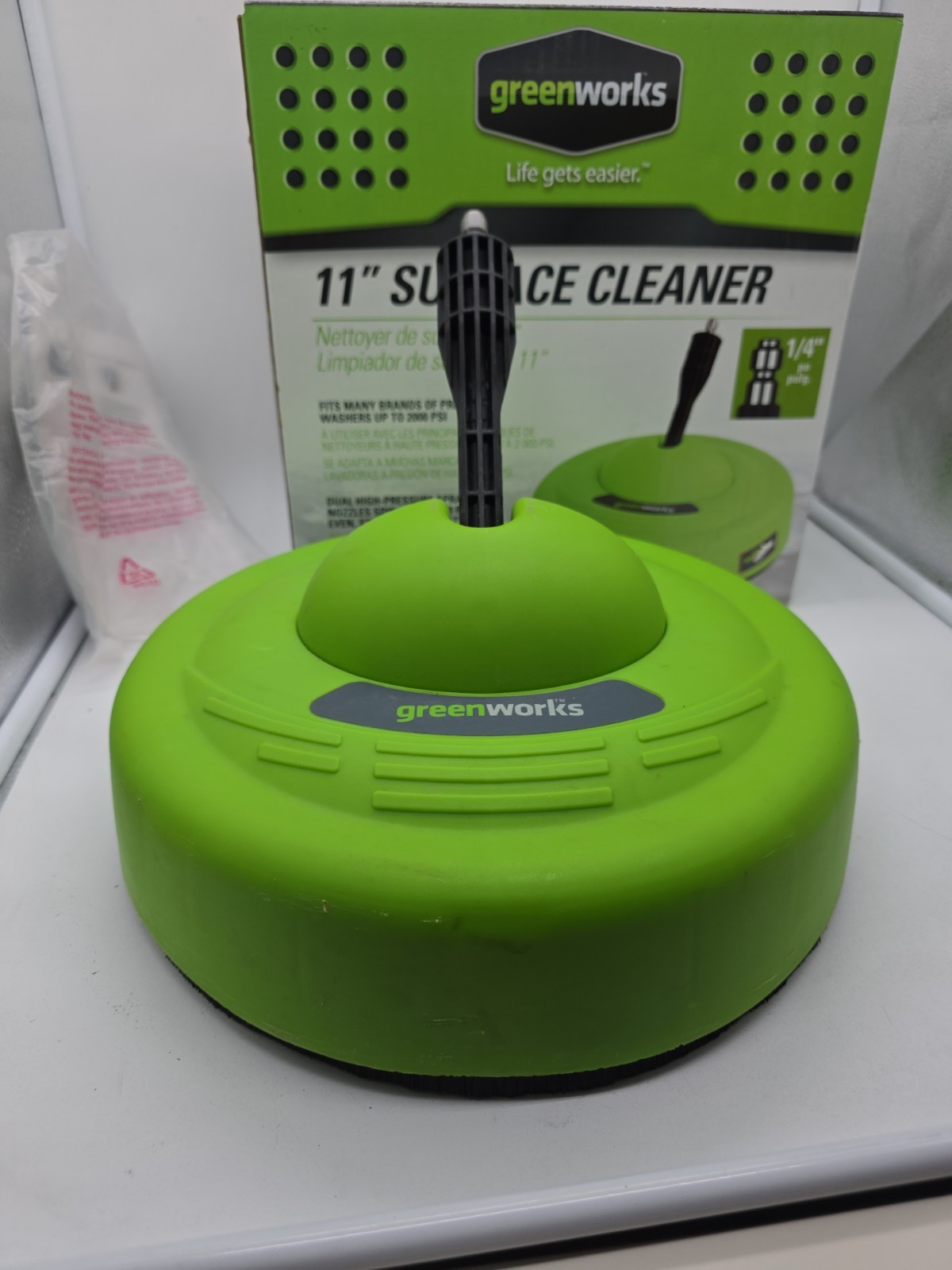 Greenworks 30012 11″ Surface Cleaner Attachment for Pressure Washers 2000PSI