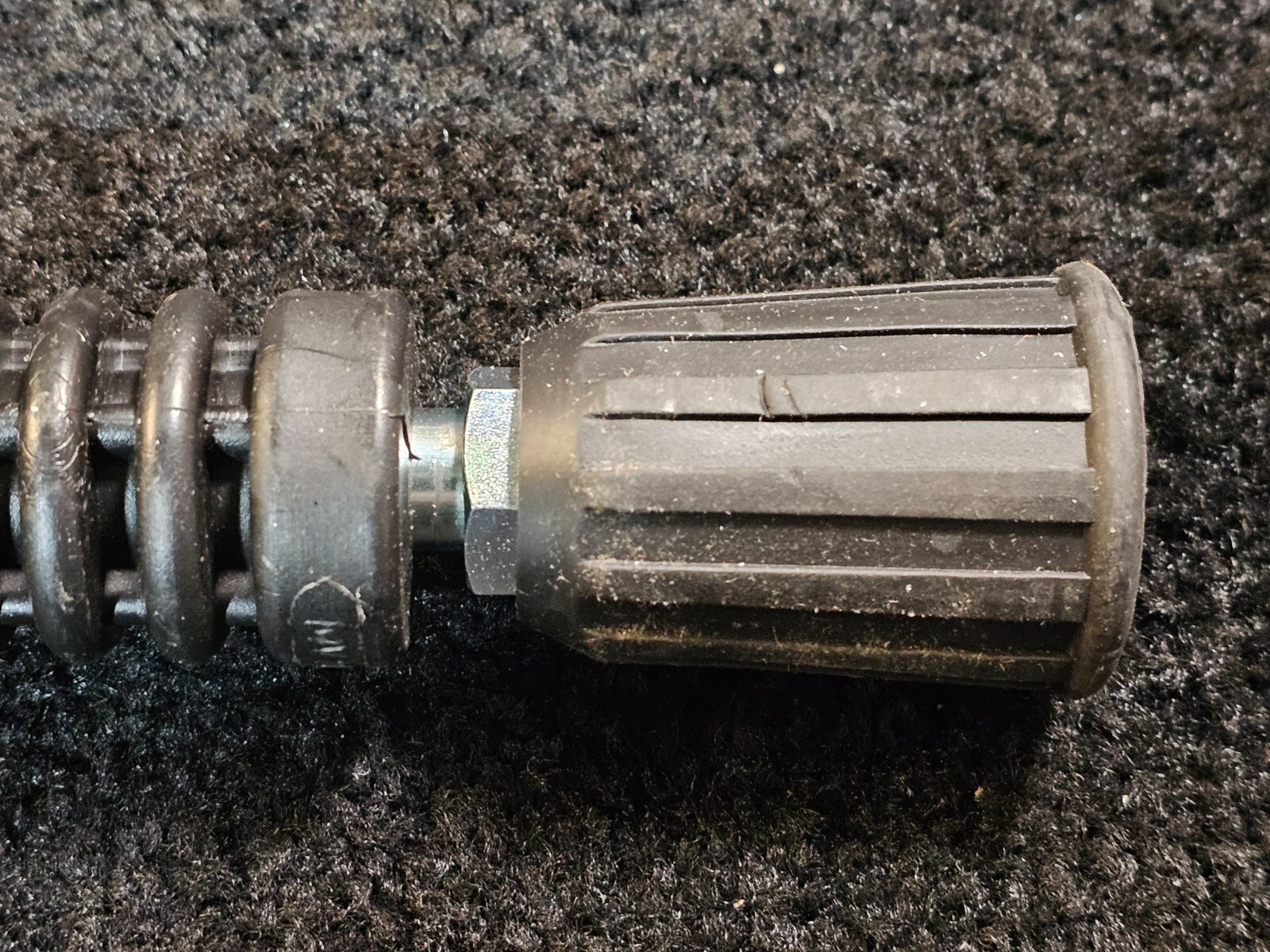 Pressure Gun MV925 4500 PSI Maximum Pressure 8 GPM, 320°F Max Temp