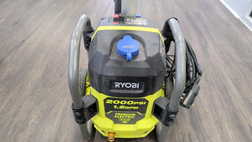 RYOBI TOOLS RY142022VNM PRESSURE WASHER *LOCAL PICKUP ONLY* (B06012004)