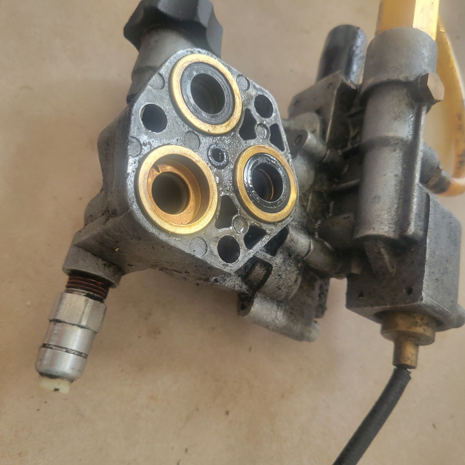 Ryobi 3100 PSI Pressure Washer Pump OEM (308653054) Model: RY80940B And Bolts