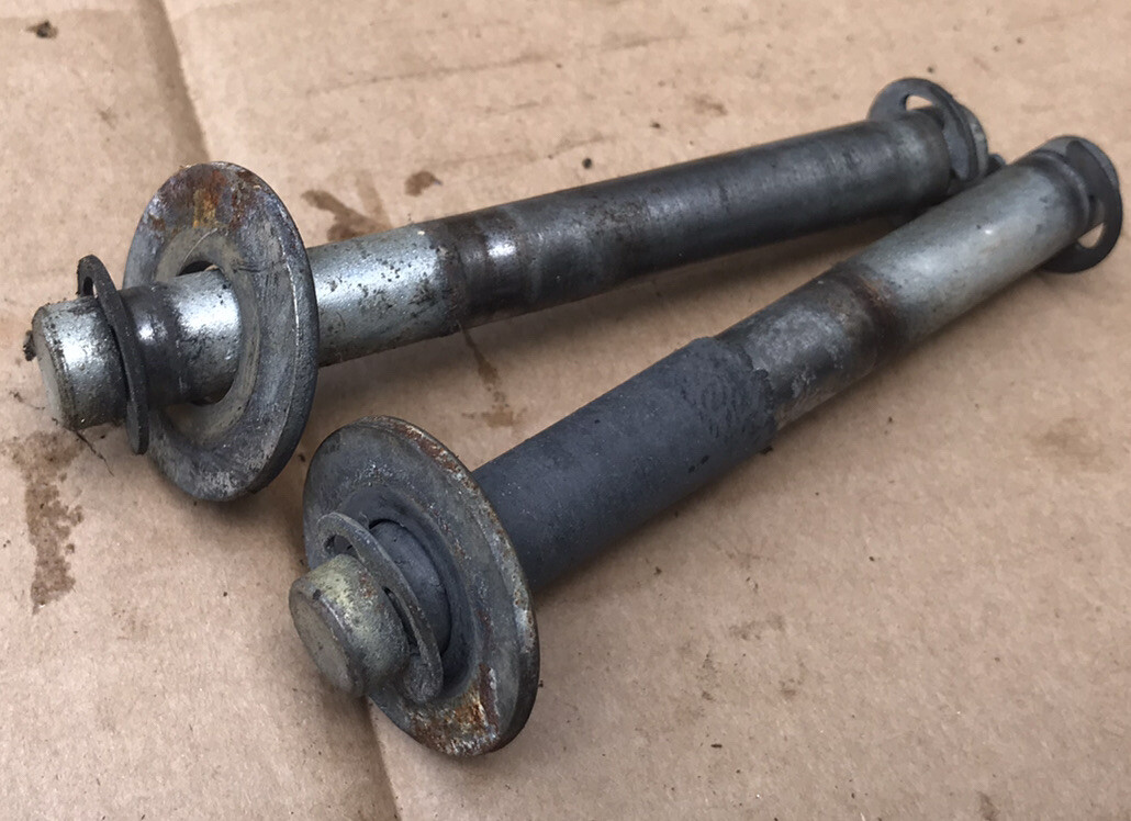 Wheel Pin Craftsman 580.752410 2900 PSI 2.3 GPM 7.0HP Pressure Washer