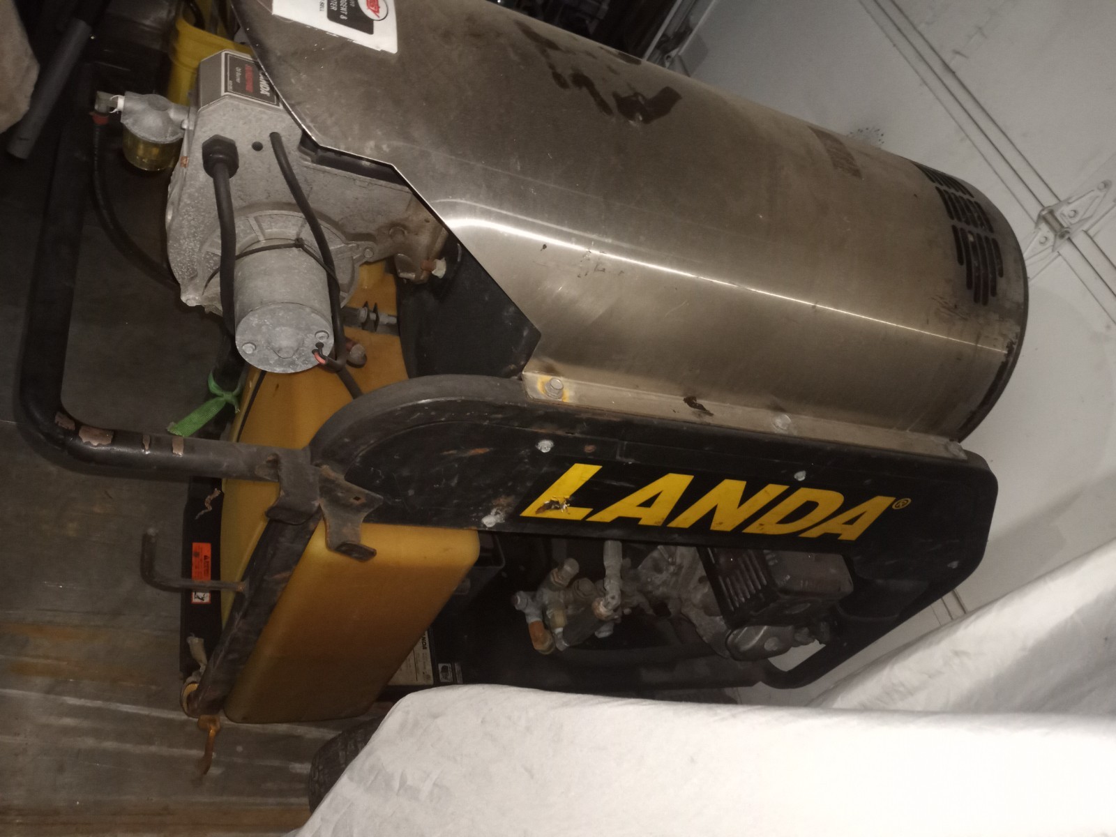 Landa heated pressure washer refurbished