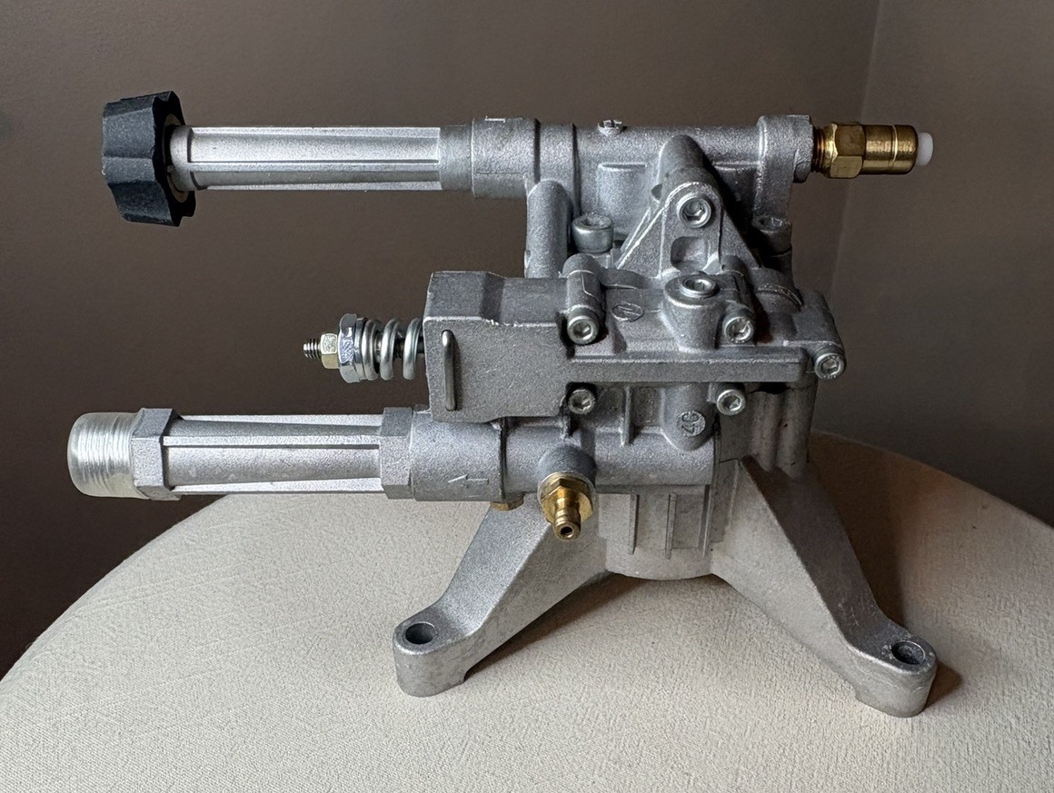 New Himore Vertical Pump PWV28/2.5/3000 PSI