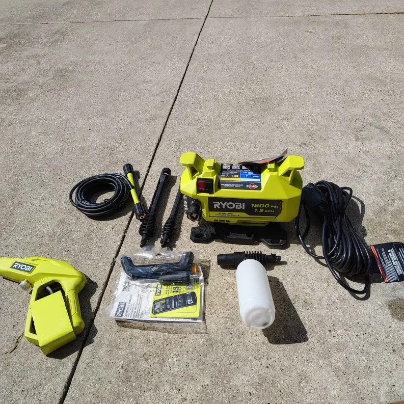 RYOBI RY141803 1800 PSI 1.2 GPM Electric Pressure Washer