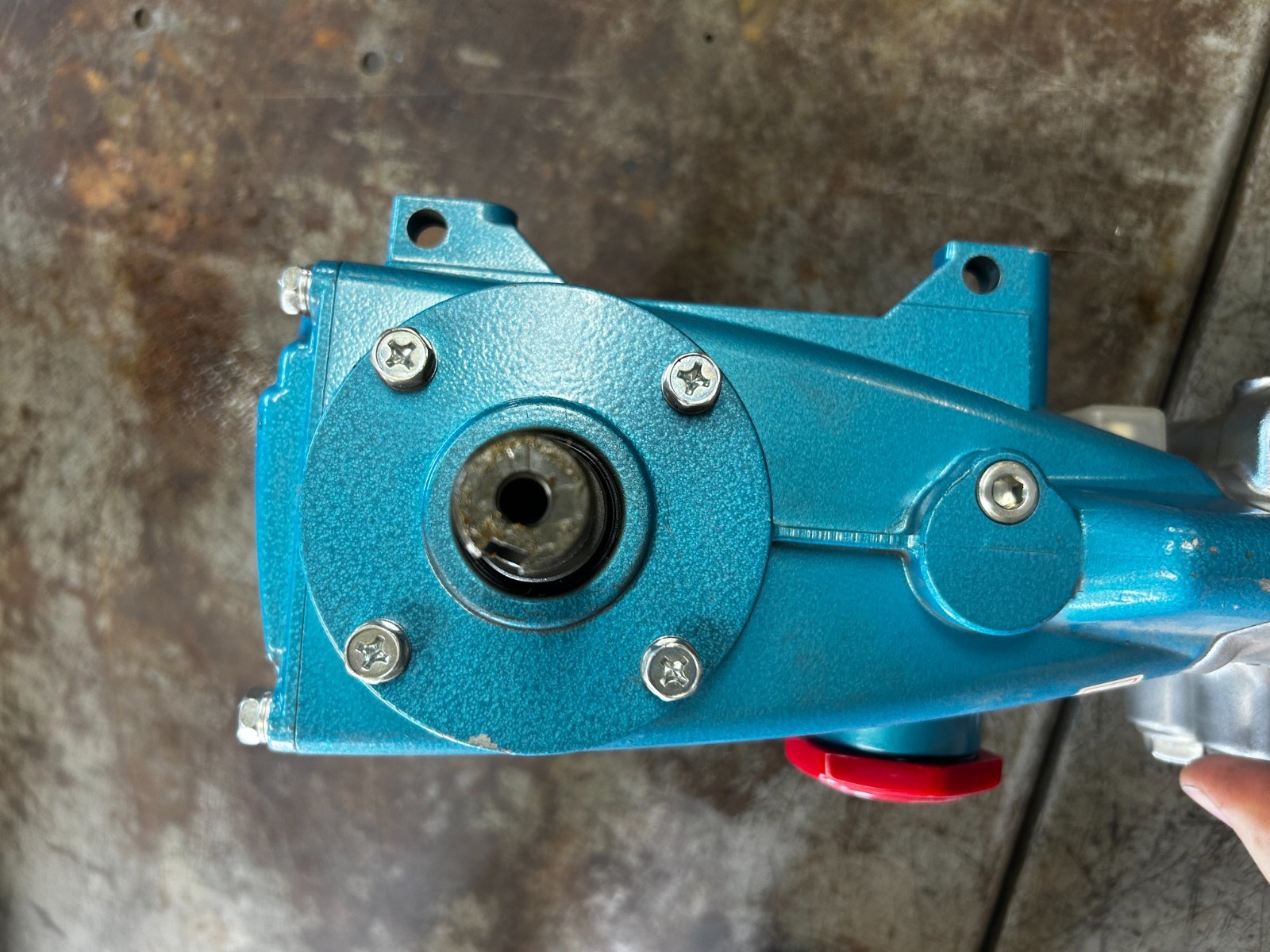 CAT Model 310 (2200 PSI / 4 GPM / 950 RPM / 20mm shaft)