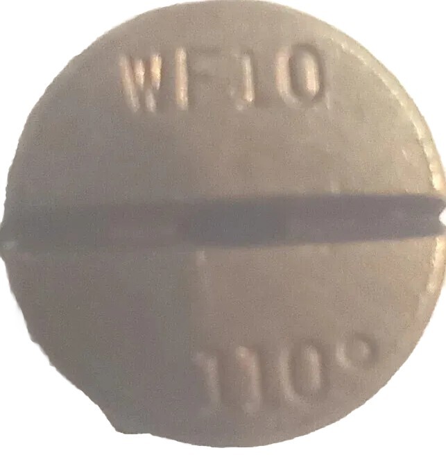 DELAVAN CO 110 DEGREE H1/4VV-11010 WF 10 BRASS V JET PRESSURE- HI VOLUME NOZZLE