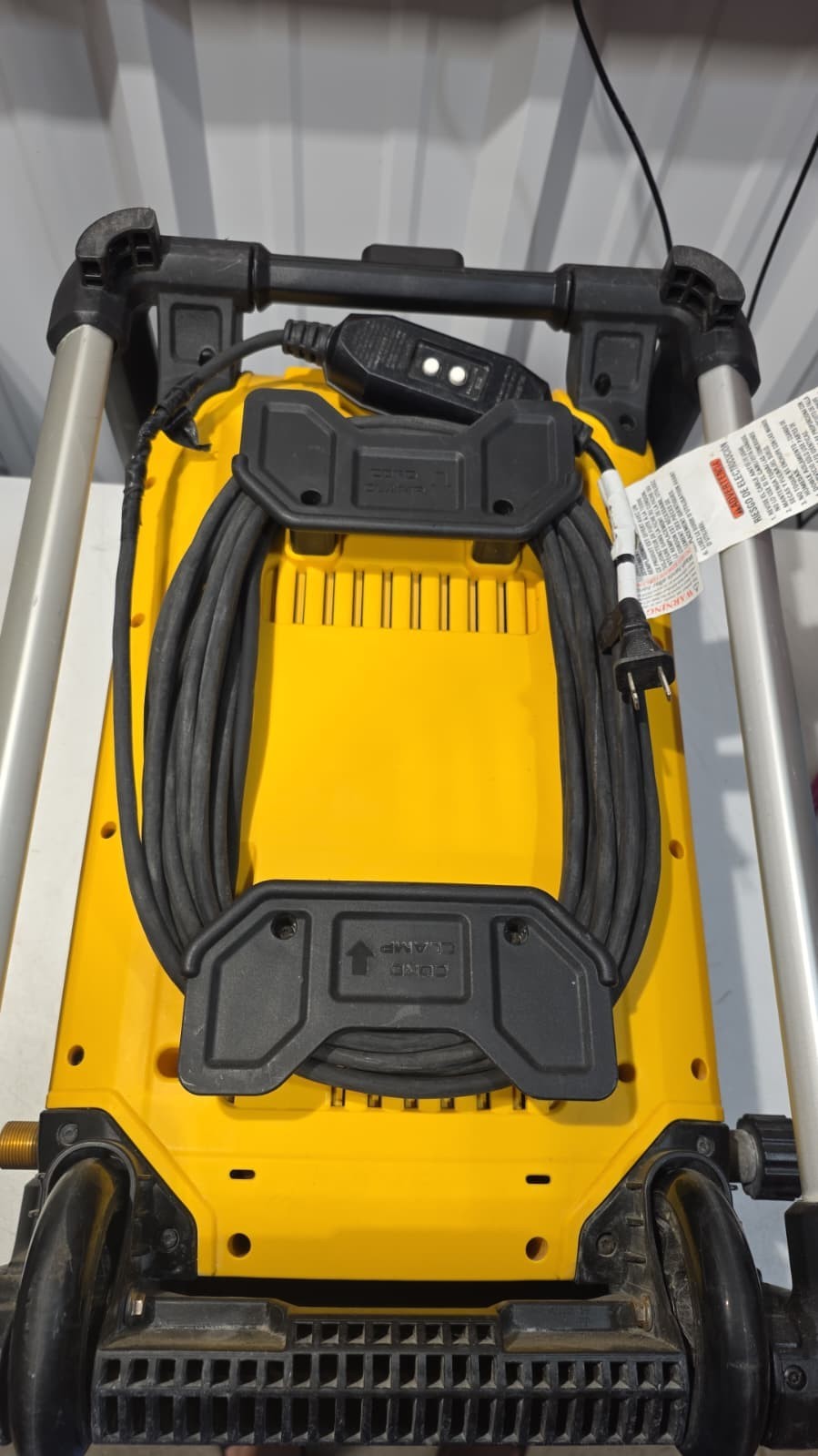 PARTS OR REPAIR DEWALT Pressure Washer 2100PSI Electric Cold Water DWPW2100