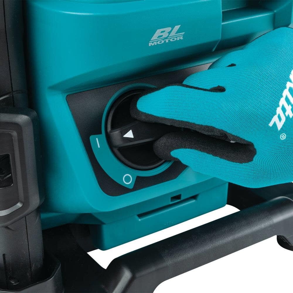 Makita 40V Max Xgt 1300 Psi 1.5 Gpm Battery Powered Cold Water Pressure Washer