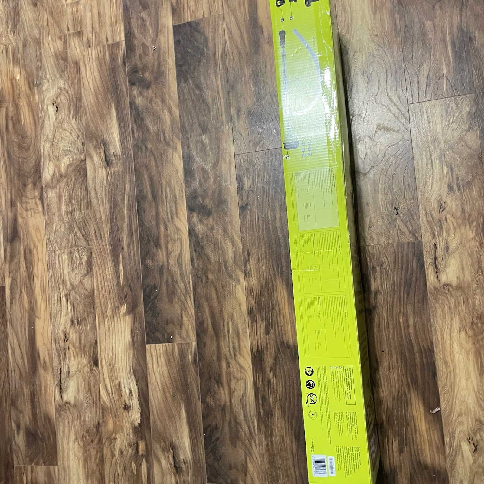 Ryobi ONE+ 18V Cordless 1/6 HP Telescoping Pole Pump 2.0 Ah Battery and Charger