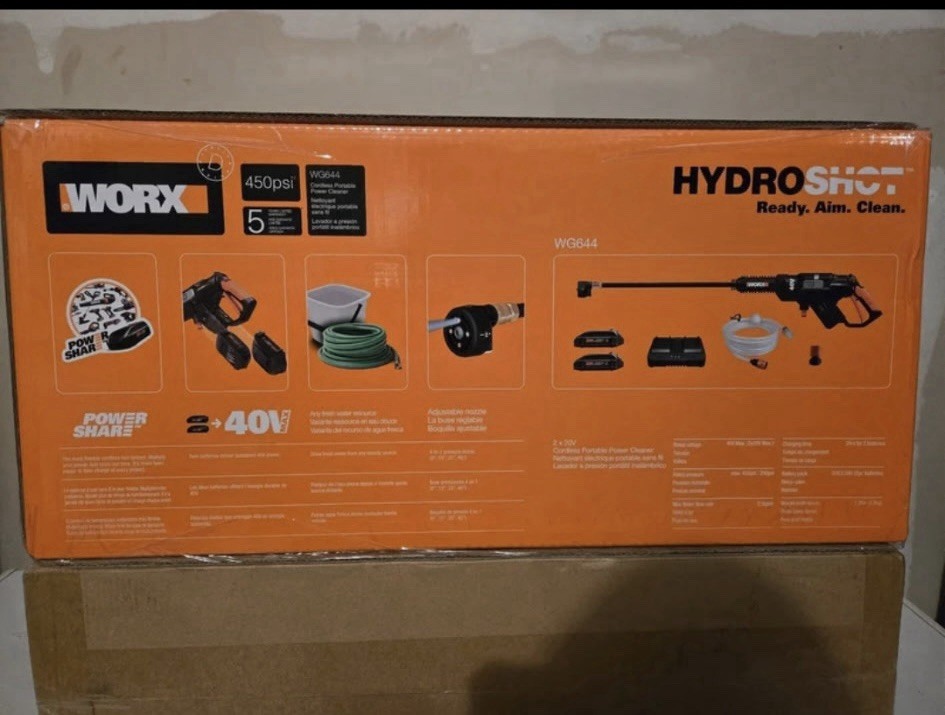 WORX HYDRO SHOT Portable Power Washer, Cleaner. 20Volt. WG629.1 With Battery.
