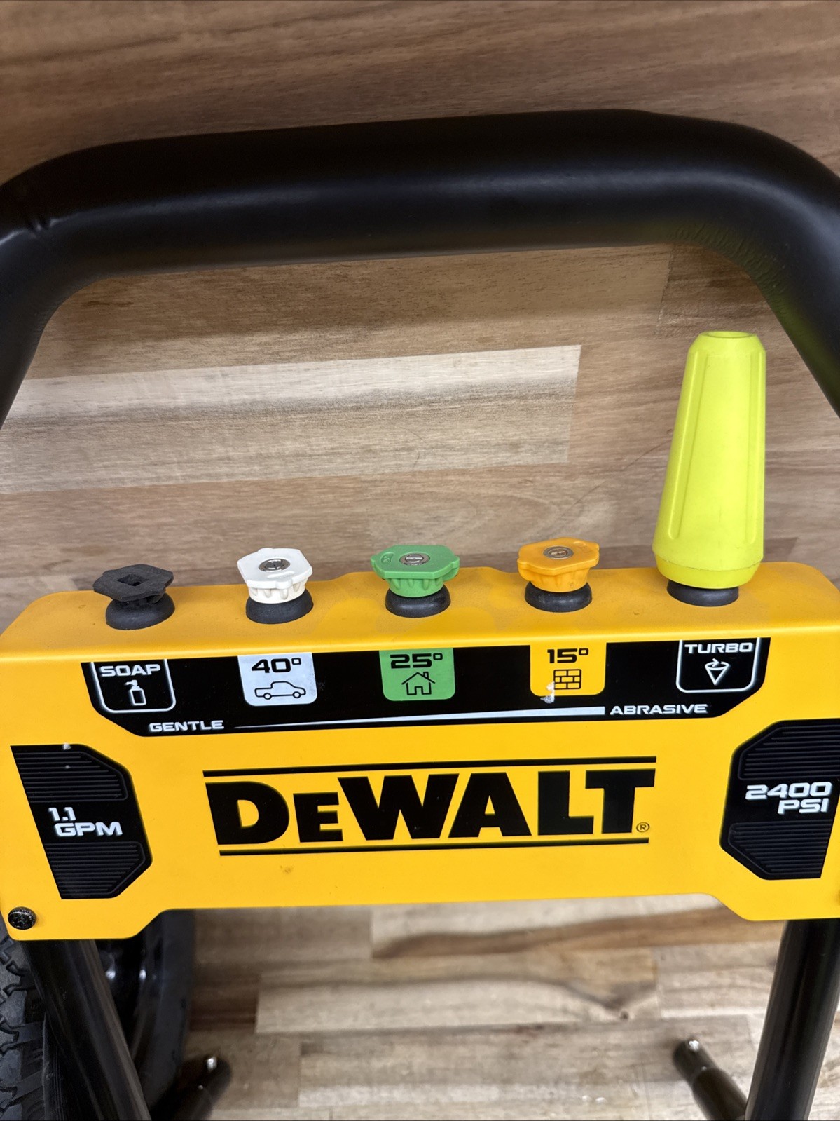 DEWALT Electric Pressure Washer 2400-PSI, 1.1-GPM missing soap container – Read