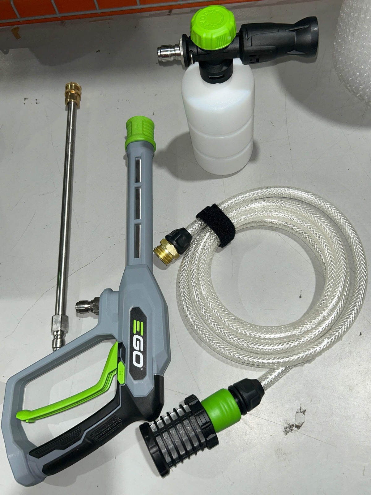 EGO POWER+ Compact 2100-PSI 1.2-GPM Cold Water Battery Pressure washer with 4 Sp