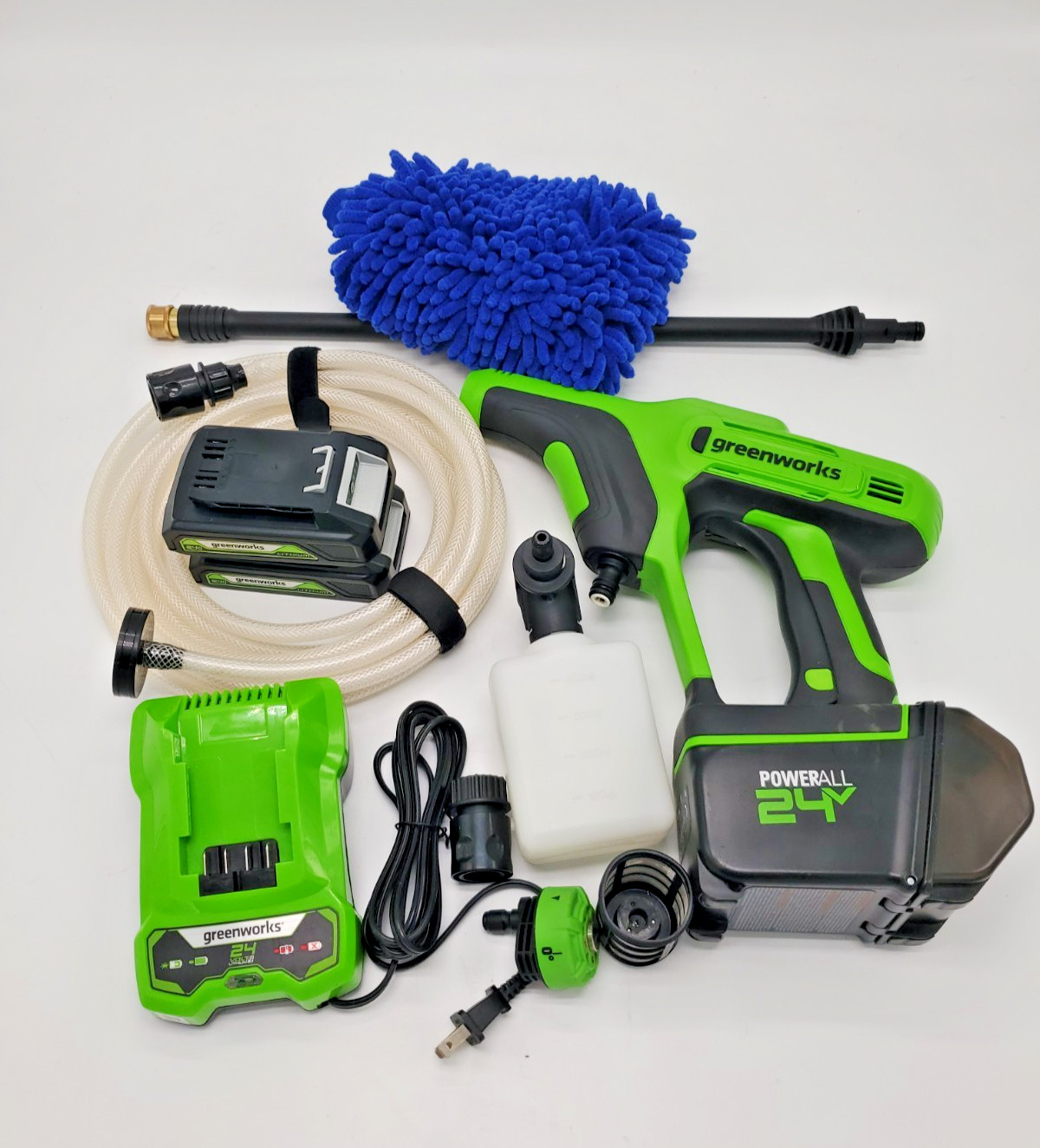 Greenworks 24V 600 PSI Pressure Washer Cordless Power Cleaner w/ (2) Batteries