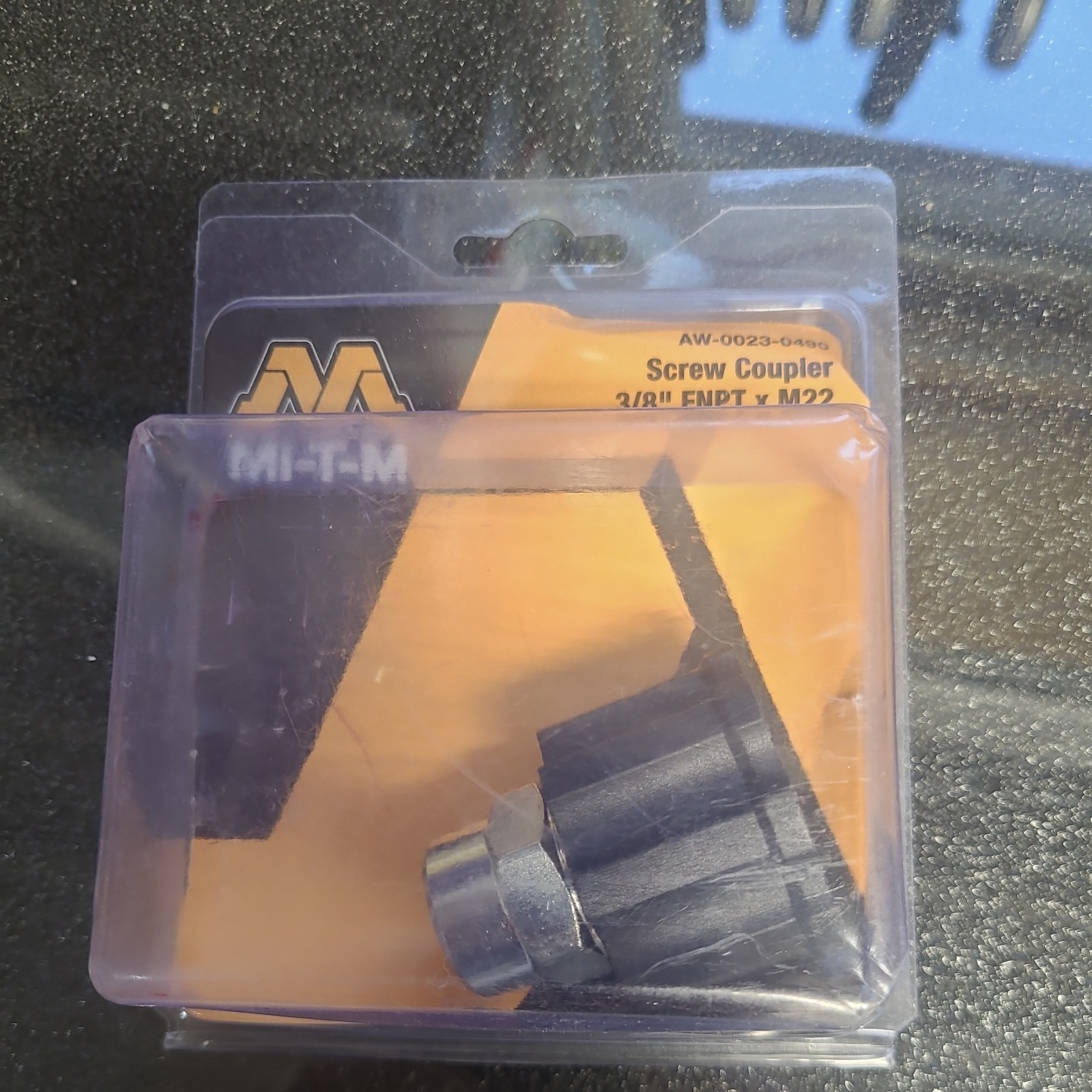 Mi-T-M 3/8 FNPT x M22 Screw Coupler AW-0023-0490 H9 NEW