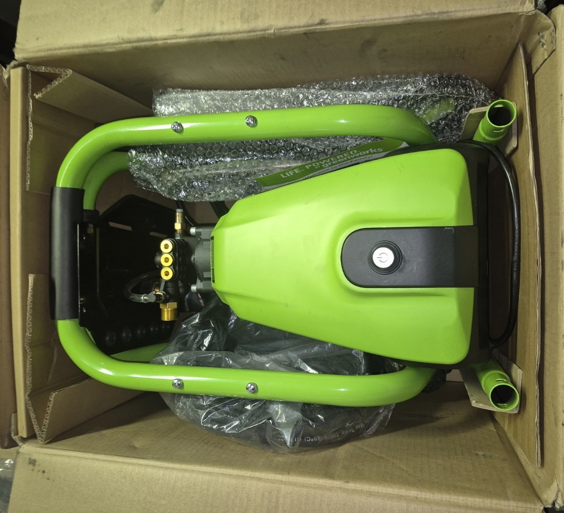 GREENWORKS ELECTRIC PRESSURE WASHER GPW3001 – LIGHTLY USED?