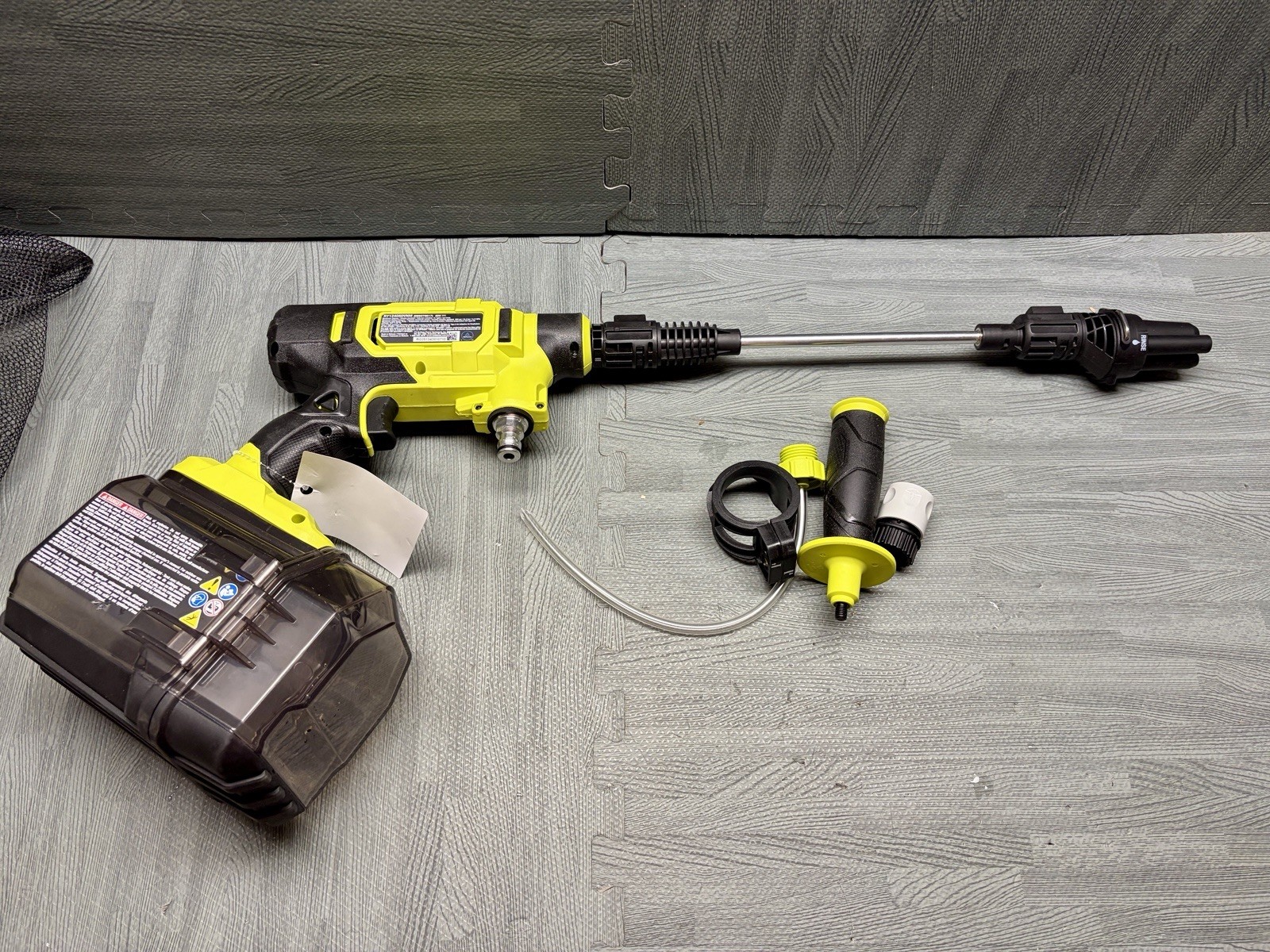 RYOBI 40V Pressure Cleaner NEW 600PSI Handheld Cleaner No Hose (Tool Only)