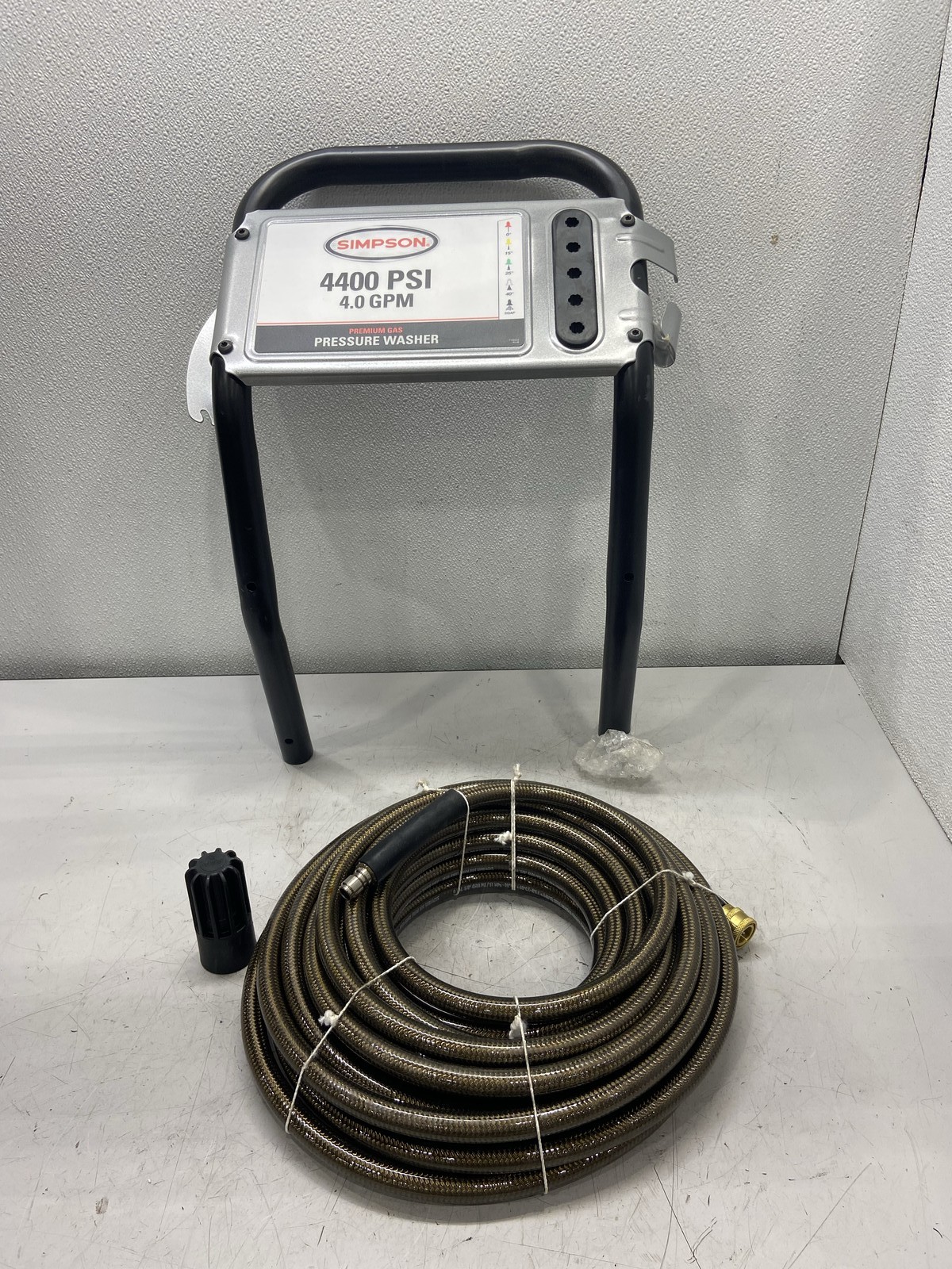 Simpson CRX 420 Cold Water Pressure Washer 4400 PSI 4 GPM CRX 420 Engine 2466102