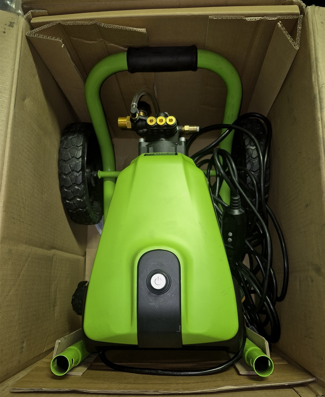 GREENWORKS ELECTRIC PRESSURE WASHER GPW3001 – LIGHTLY USED?