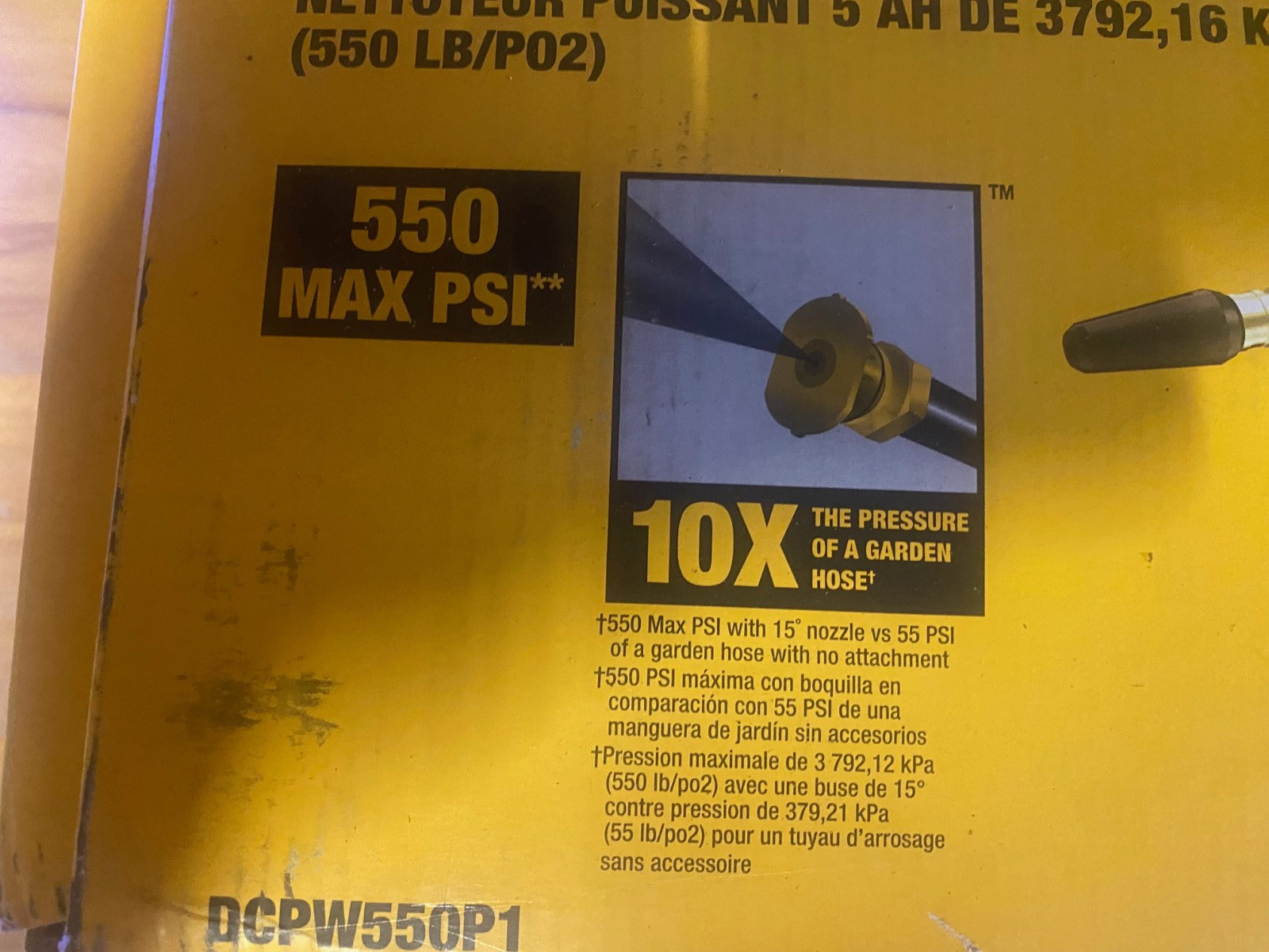 DEWALT DCPW550P1 20V MAX 550 PSI Power Cleaner Kit (5Ah Battery) Tool NEW