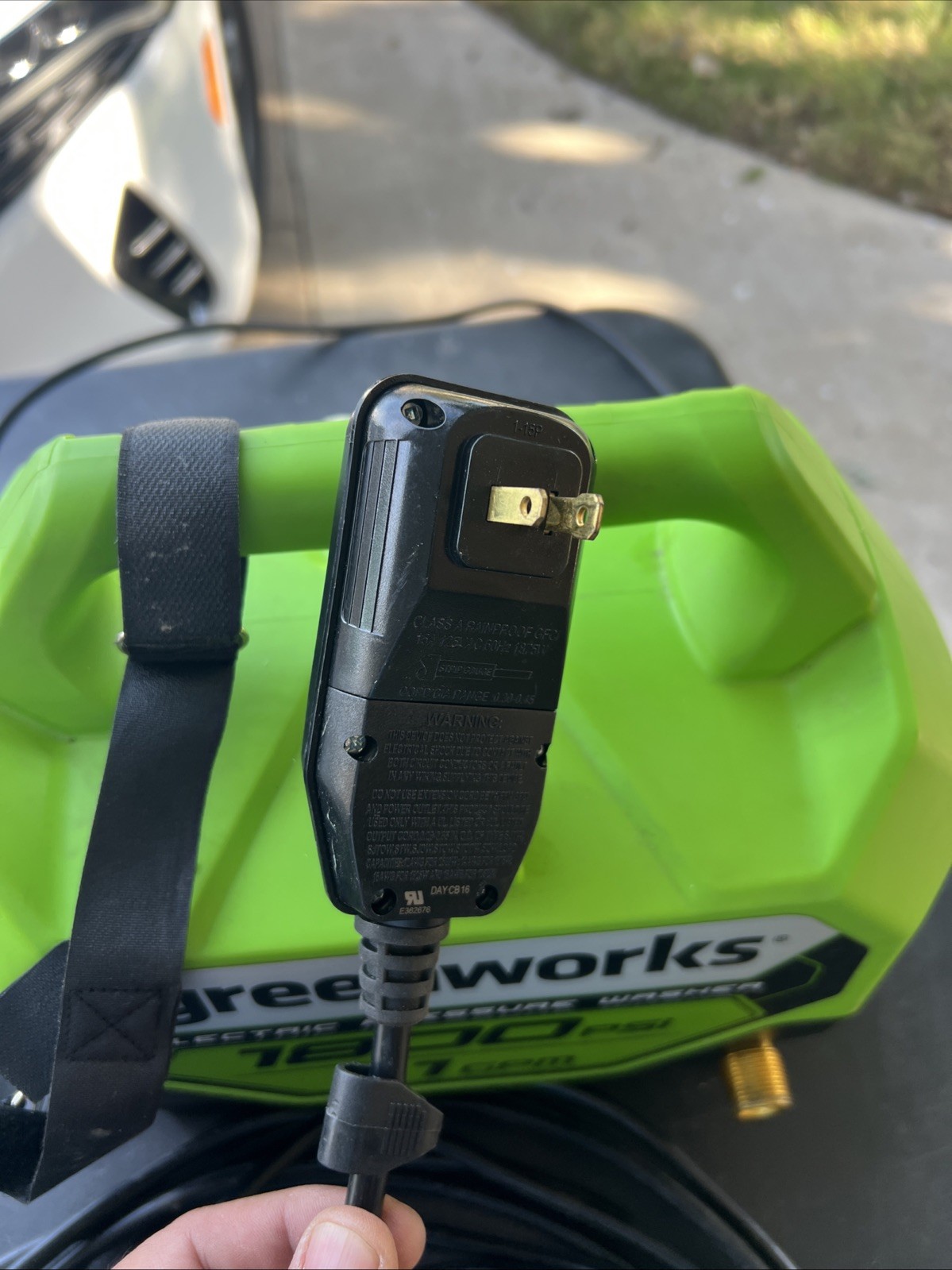 Greenworks 1800-PSI 1.2-GPM Electric Pressure Washer with 2 Spray Tips