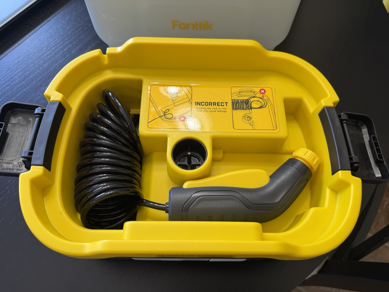 Fanttik NB8 Nano Portable Spray Pressure Washer 8L Tank IPX5 Waterproof USB-C