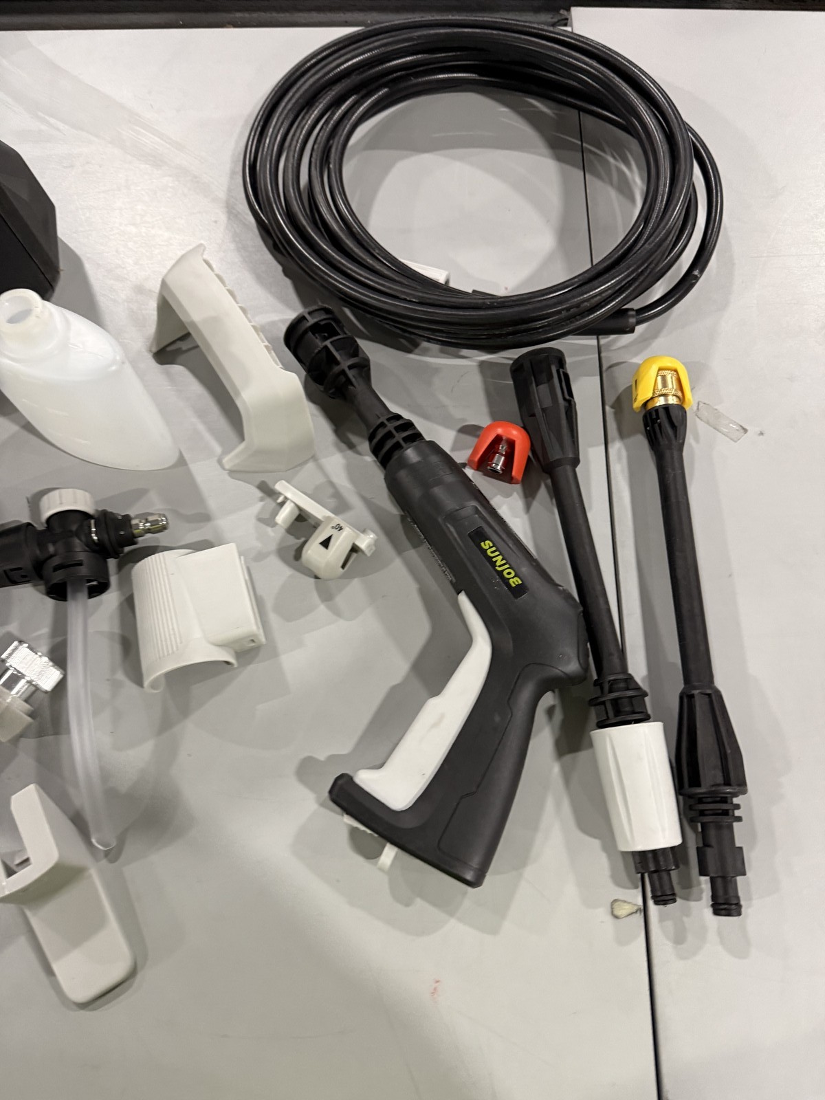 SUN JOE SPX15000-Q 1500 PSI PRESSURE WASHER 13-AMP FOAM CANNON – Scratch & Dent