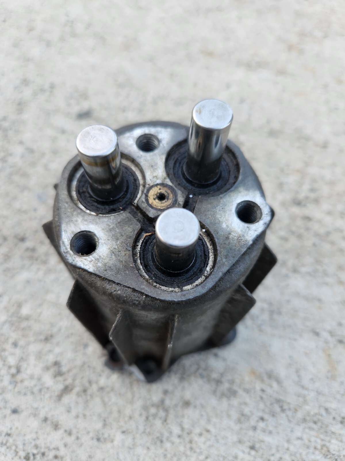 AR RMV2.5G30 PRESSURE WASHER PUMP AXIAL, 2.5GPM 3000 PSI, 3400 RPM, 3/4″ SHAFT