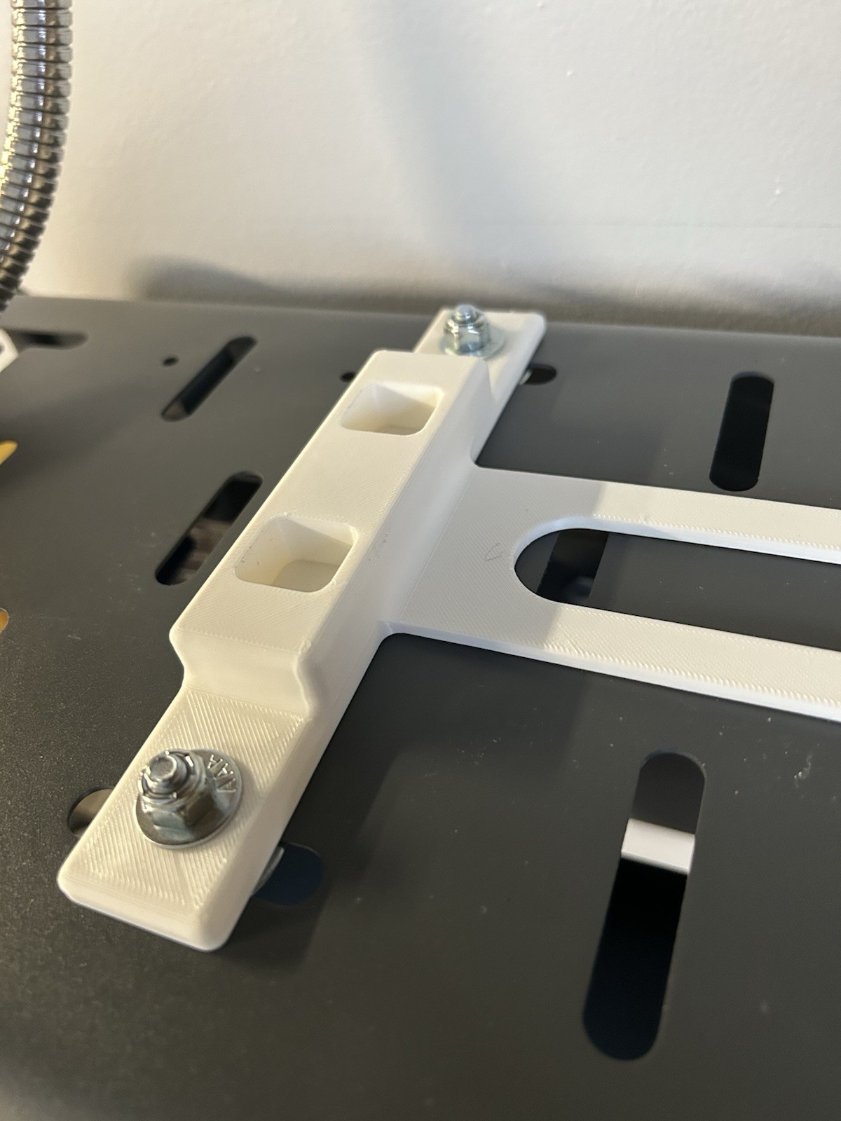 Anti-Vibration Bracket for Active 2.0 Electric Pressure Washer Mounting Feet