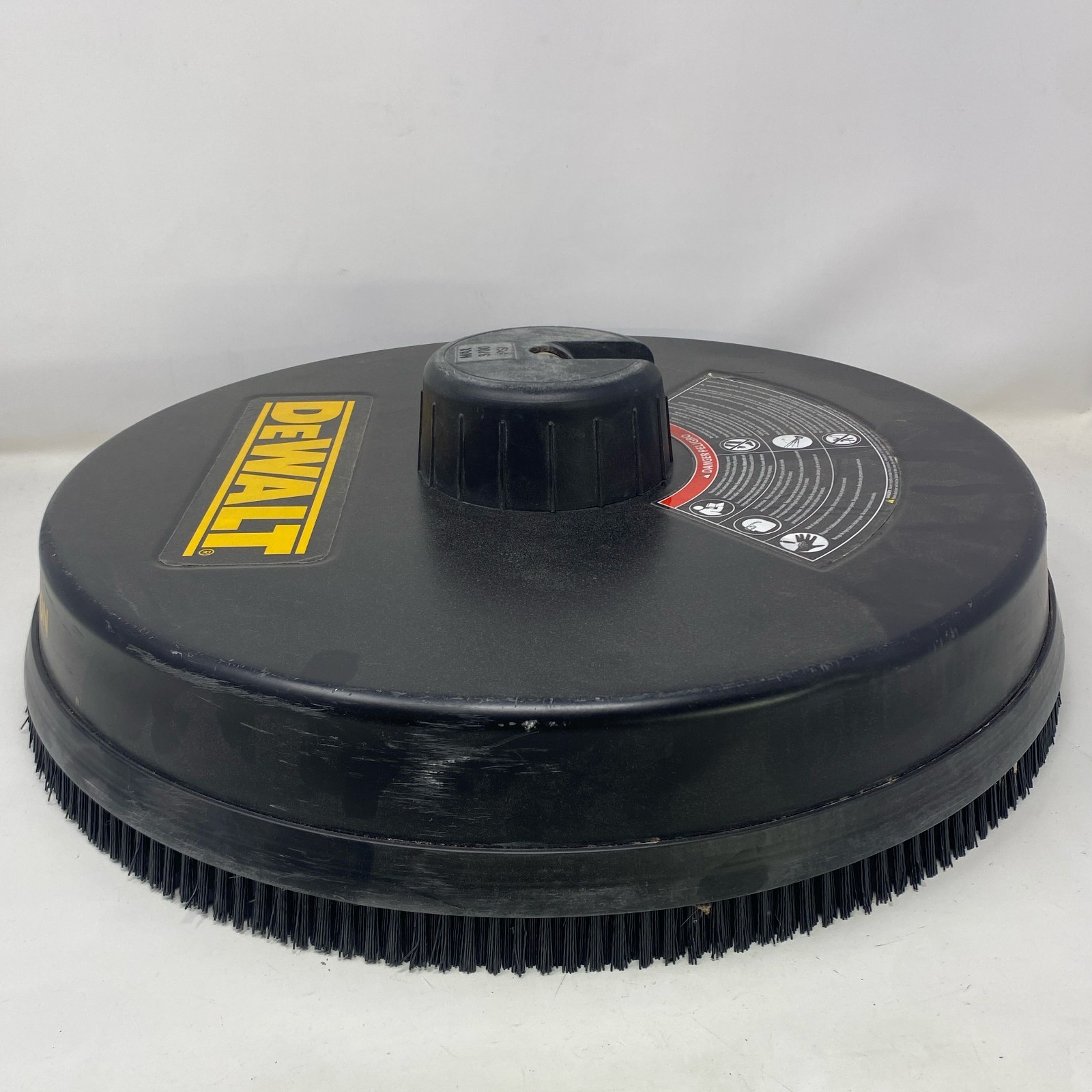 DEWALT 18″ 3700 PSI Surface Cleaner, Black Steel Deck DXPA37SC