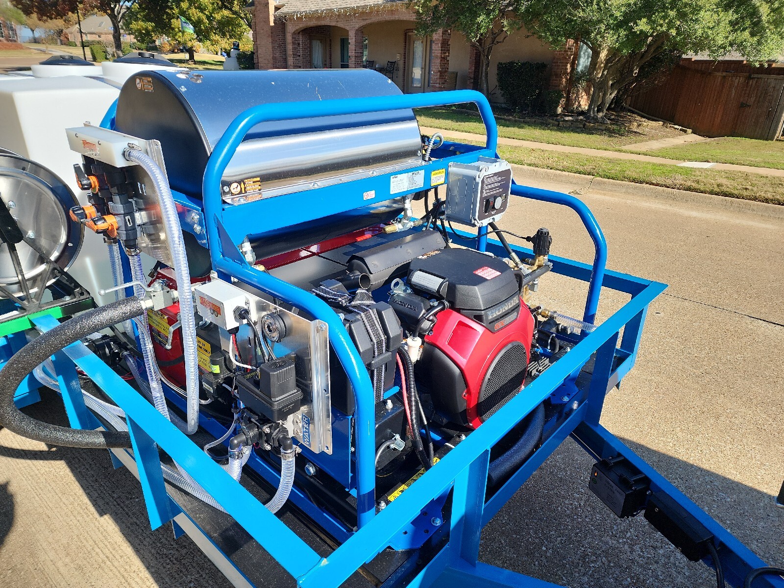 DETRAILERS DUAL LINE HOT WATER – SOFT WASH HYBRID TRAILER