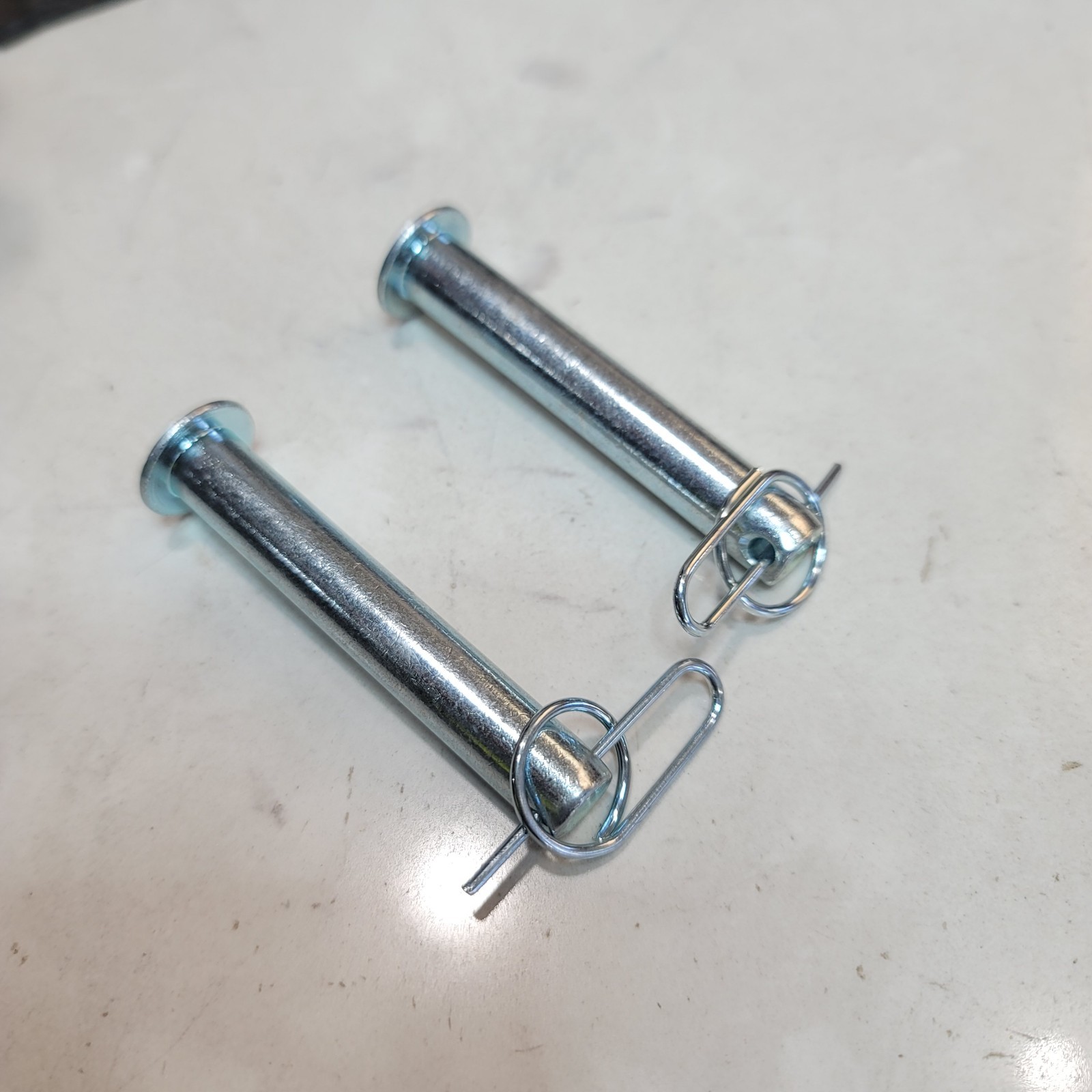 Ryobi OEM Electric Pressure Washer Wheel Pin Pair RY142022 2000Psi Model