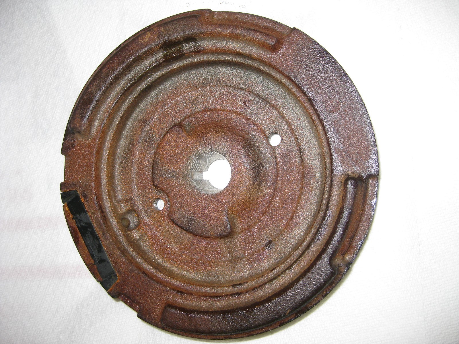 Briggs and Stratton 123K12-0134-E1 Engine FLYWHEEL part 691992