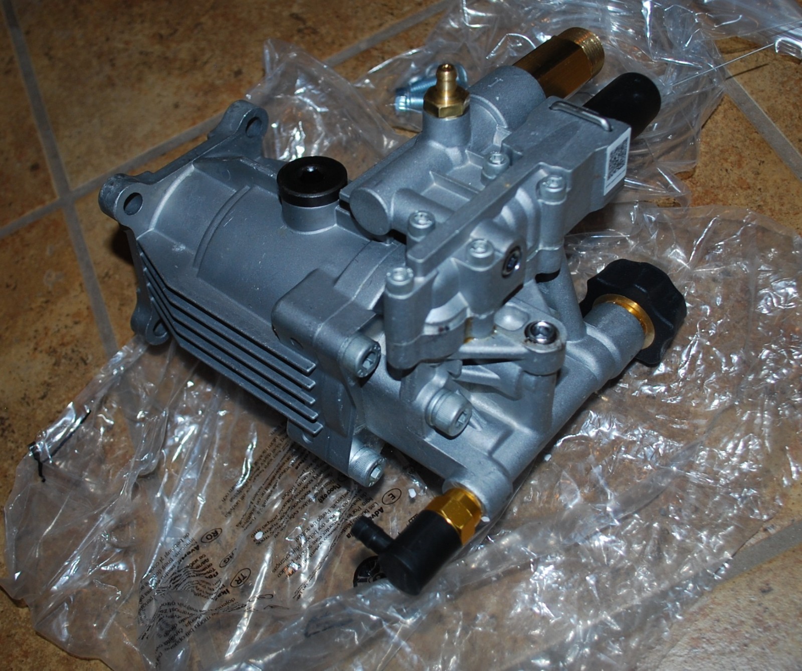 Vevor 2500PSI Pressure Washer Pump 2.35GPM 3/4″ Universal Horizontal Shaft PTO