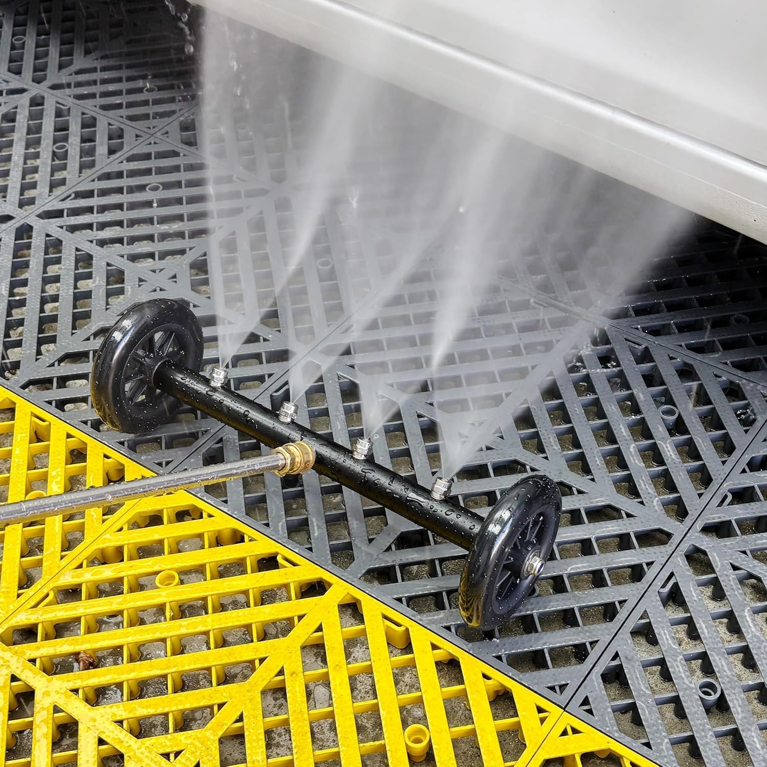 Lightweight Aluminum Undercarriage Cleaner for Effective Vehicle Maintenance