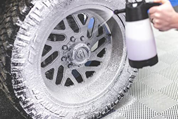 IK FOAM Pro 2+ Pump Spray Foamer with Schrader Valve – FoamSprayer 50 oZ –