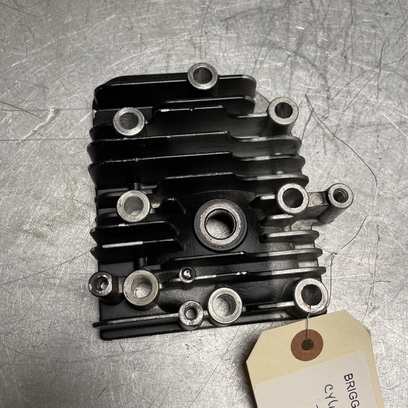 OEM GOOD USED BRIGGS 10A902-0156-01 CYLINDER HEAD 790169