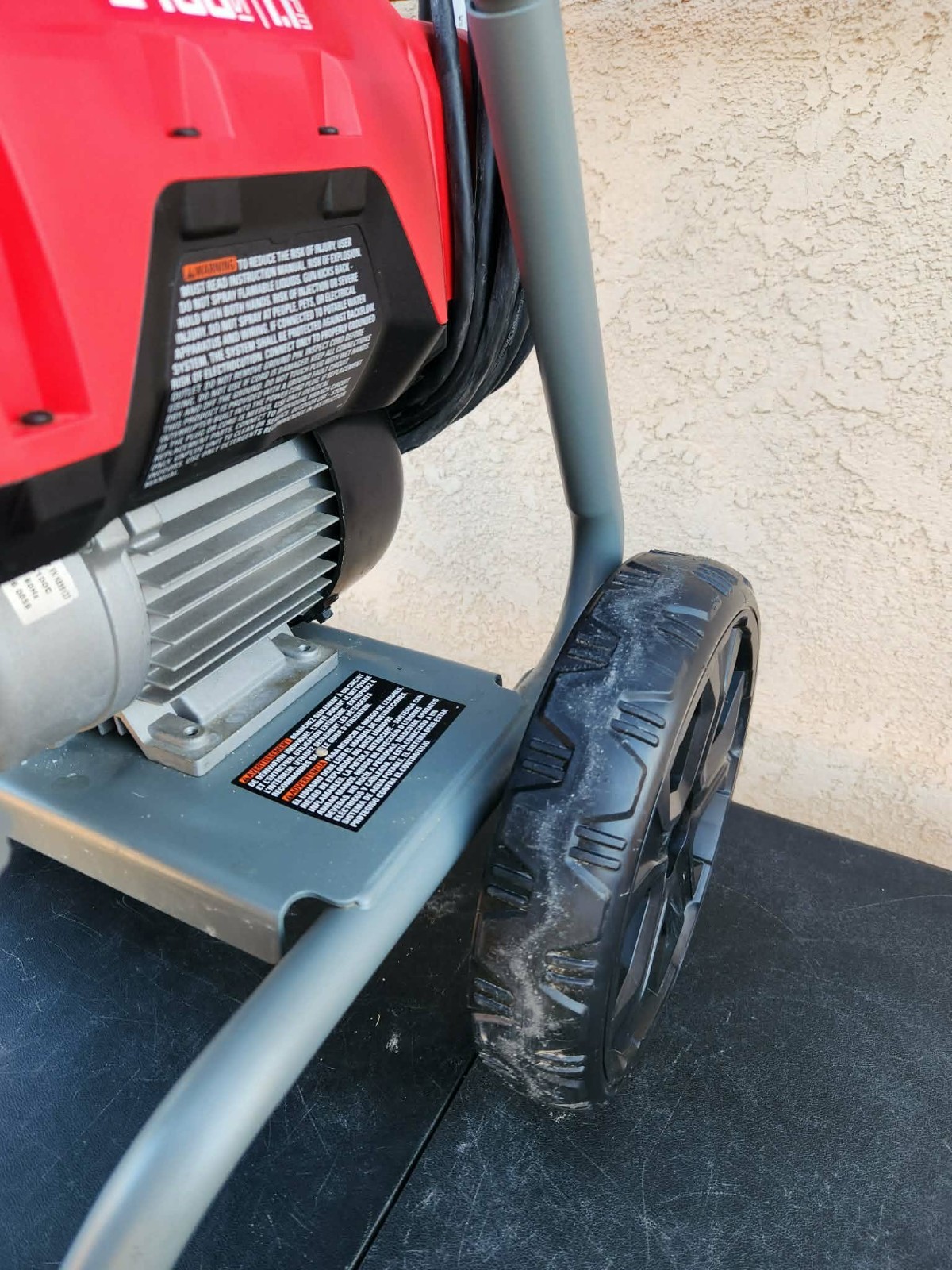 Craftsman 2400-PSI 1.1-GPM Corded Electric Pressure Washer For Parts Untested