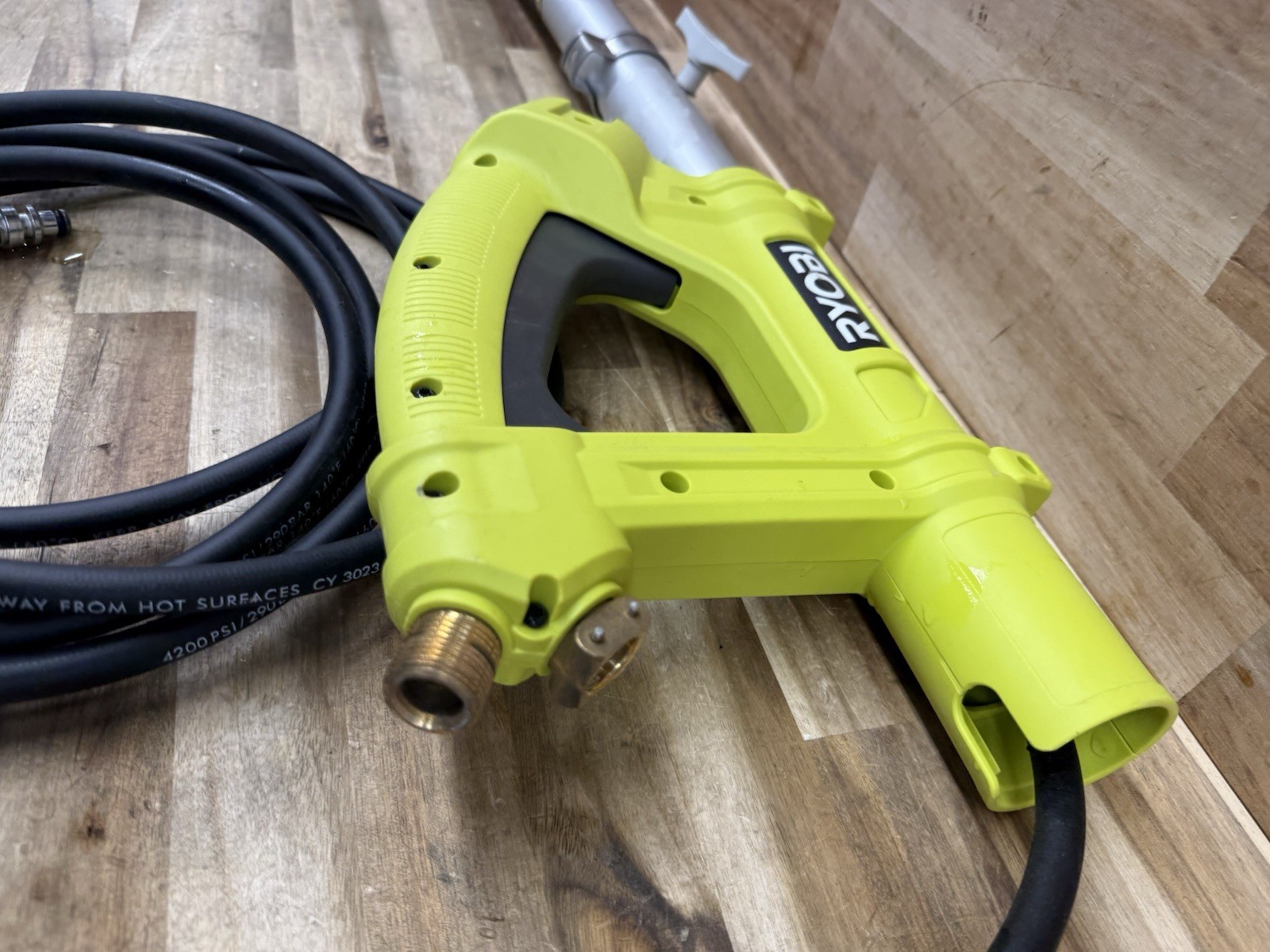Ryobi RY31EP26VNM 18 ft. Extension Pole for Pressure Washer P5-21