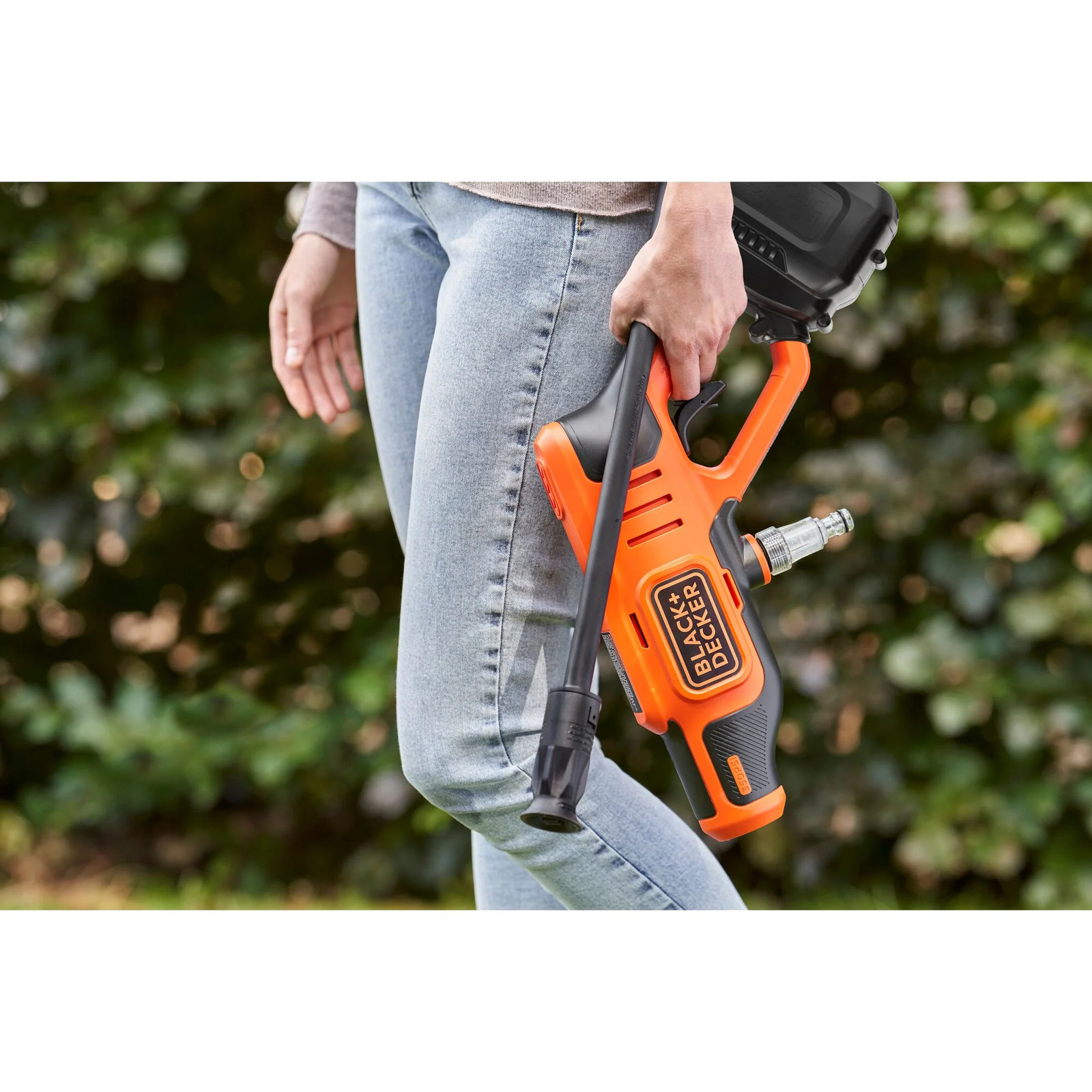 BLACK+DECKER 20V MAX* Pressure Washer, 350 PSI – BCPW350C1