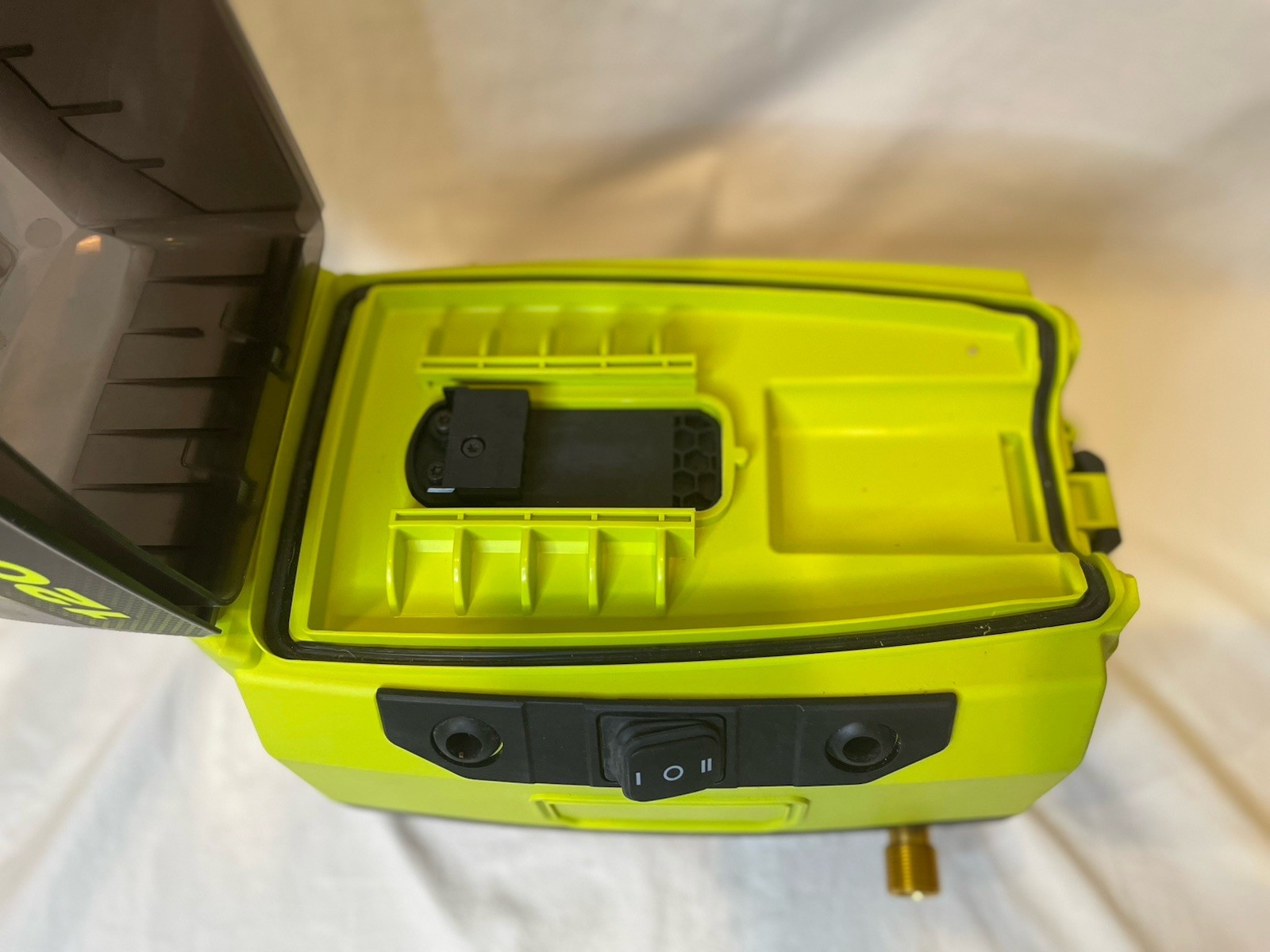 RYOBI – 40V Brushless Pressure Washer 1200 PSI 1.0 GPM- Unit Only.