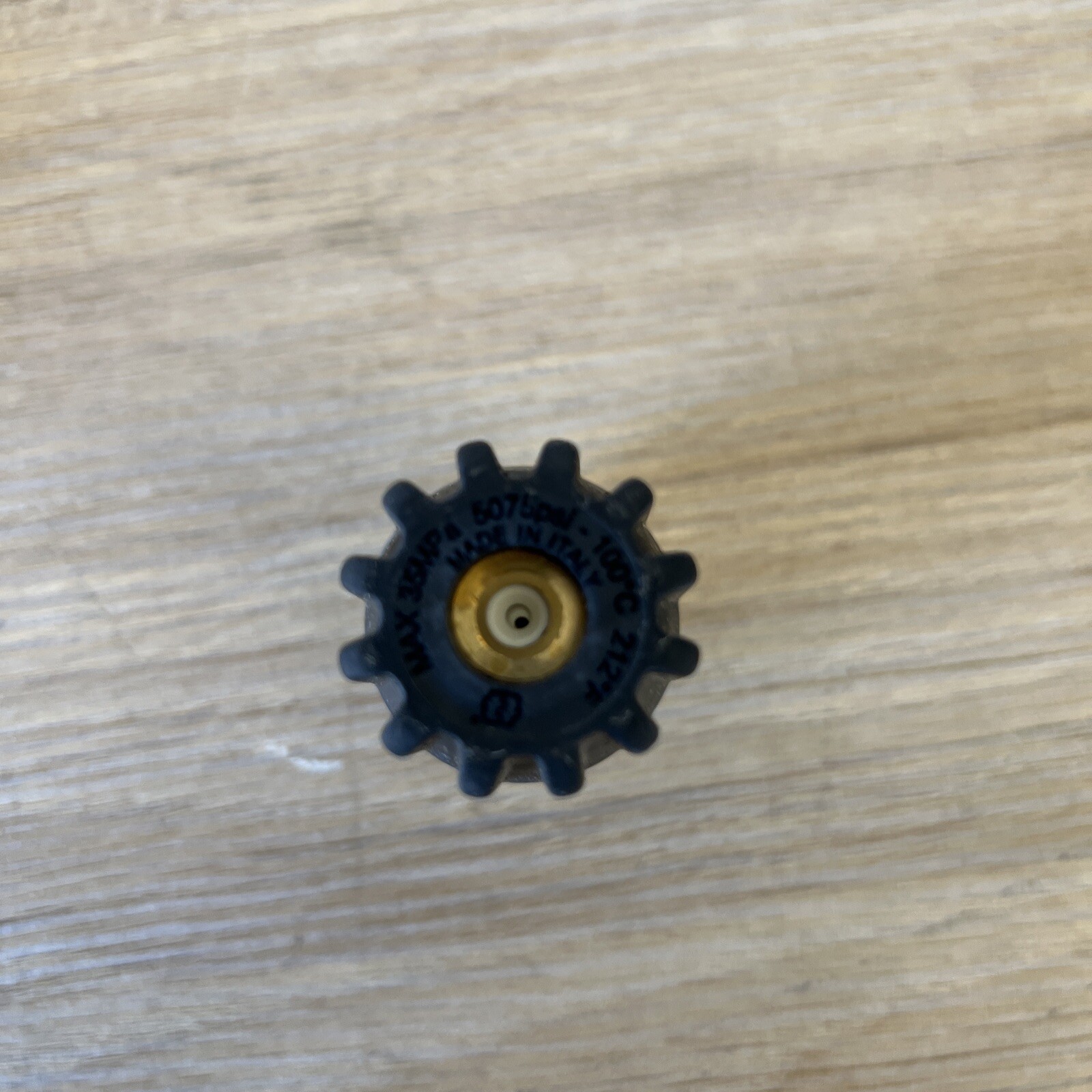 Turbo Rotary Spray Nozzle: 5.5 Nozzle Size, 5,075 psi Max. Pressure, 1/4 in