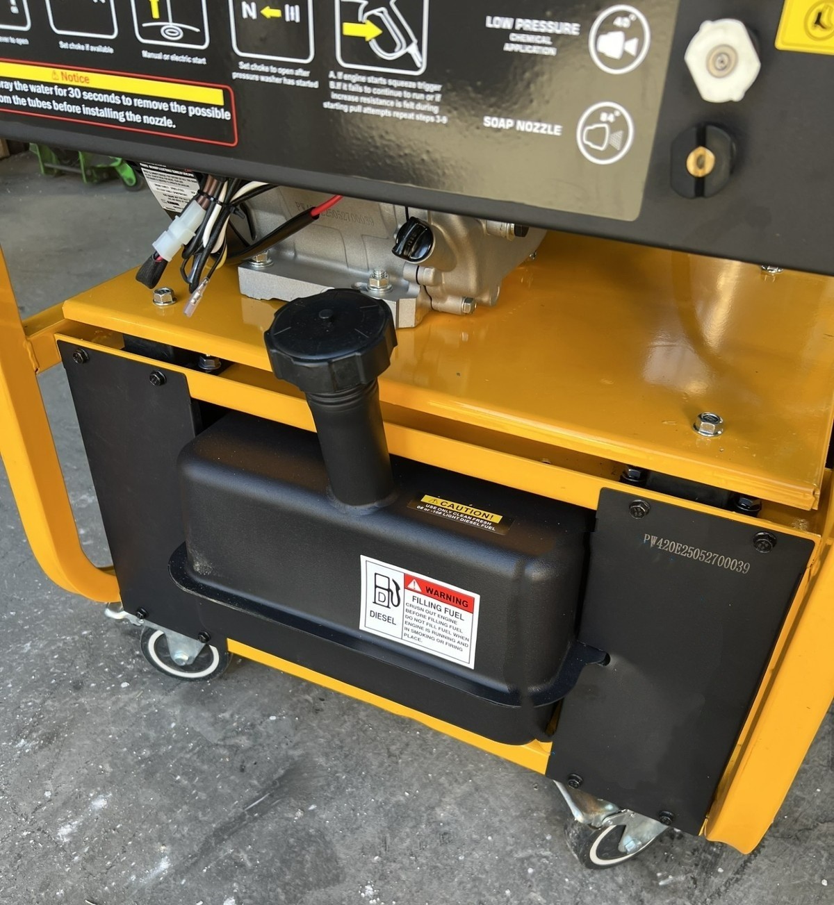 AGT 4000 PSI Hot Water High Pressure Washer Machine 13 HP Gasoline Burner w/Hose