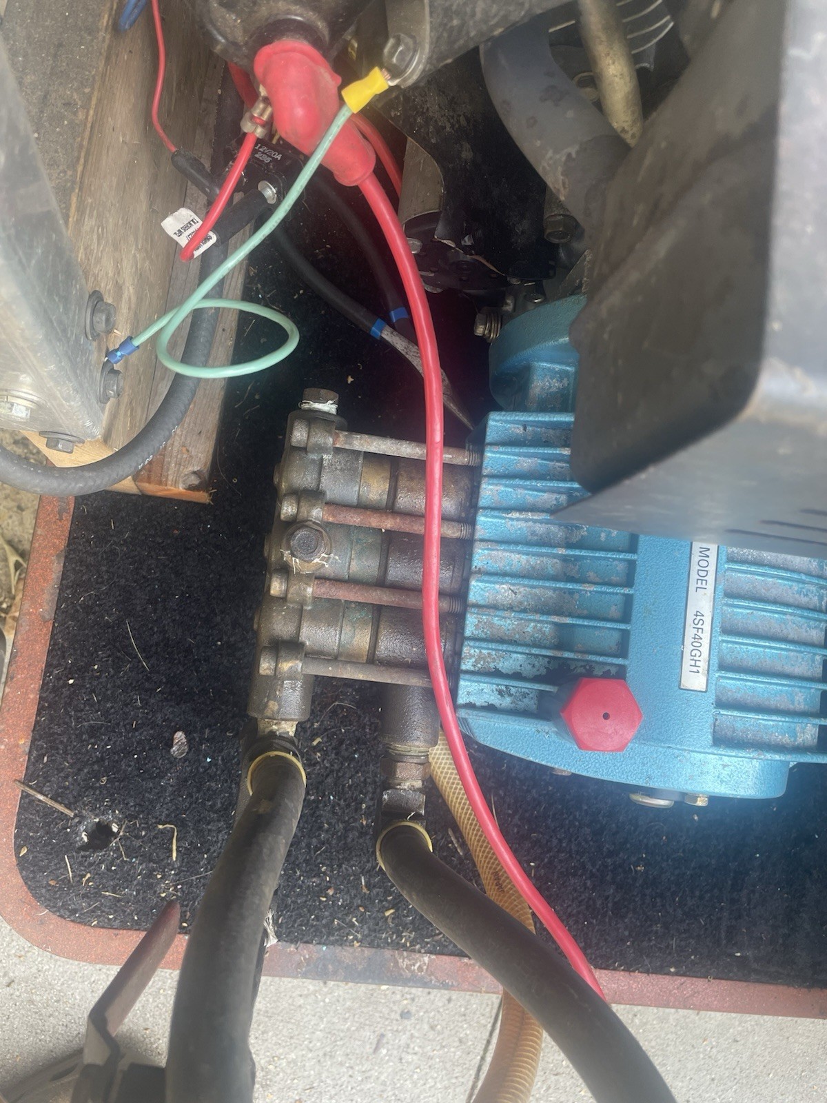 Cat Pressure Washer Pump Model 4SF40GHI And Mounting Base For A Briggs Vanguard