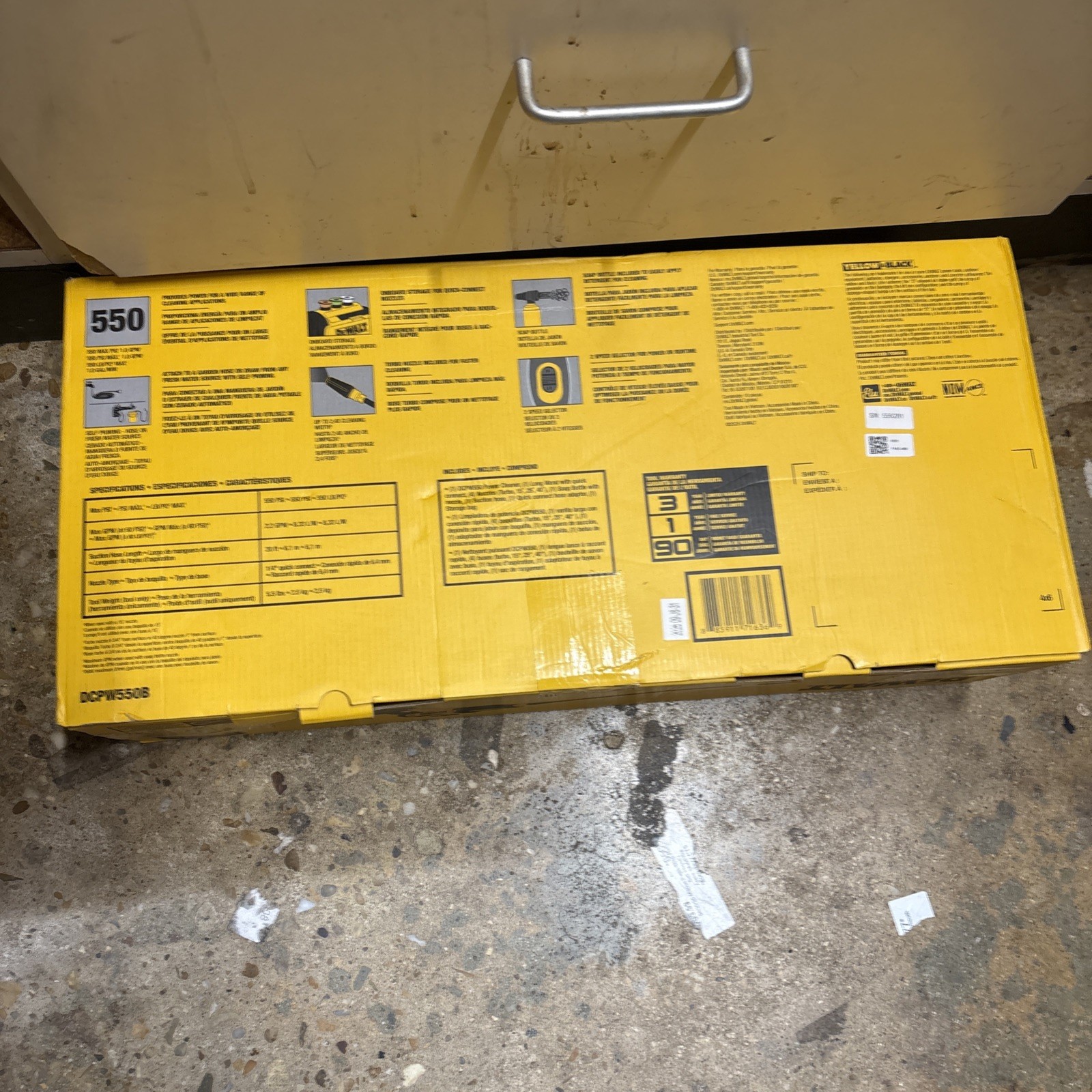 DEWALT 20V MAX 550 PSI Cold Water Pressure Washer (Tool only) (DCPW550B)