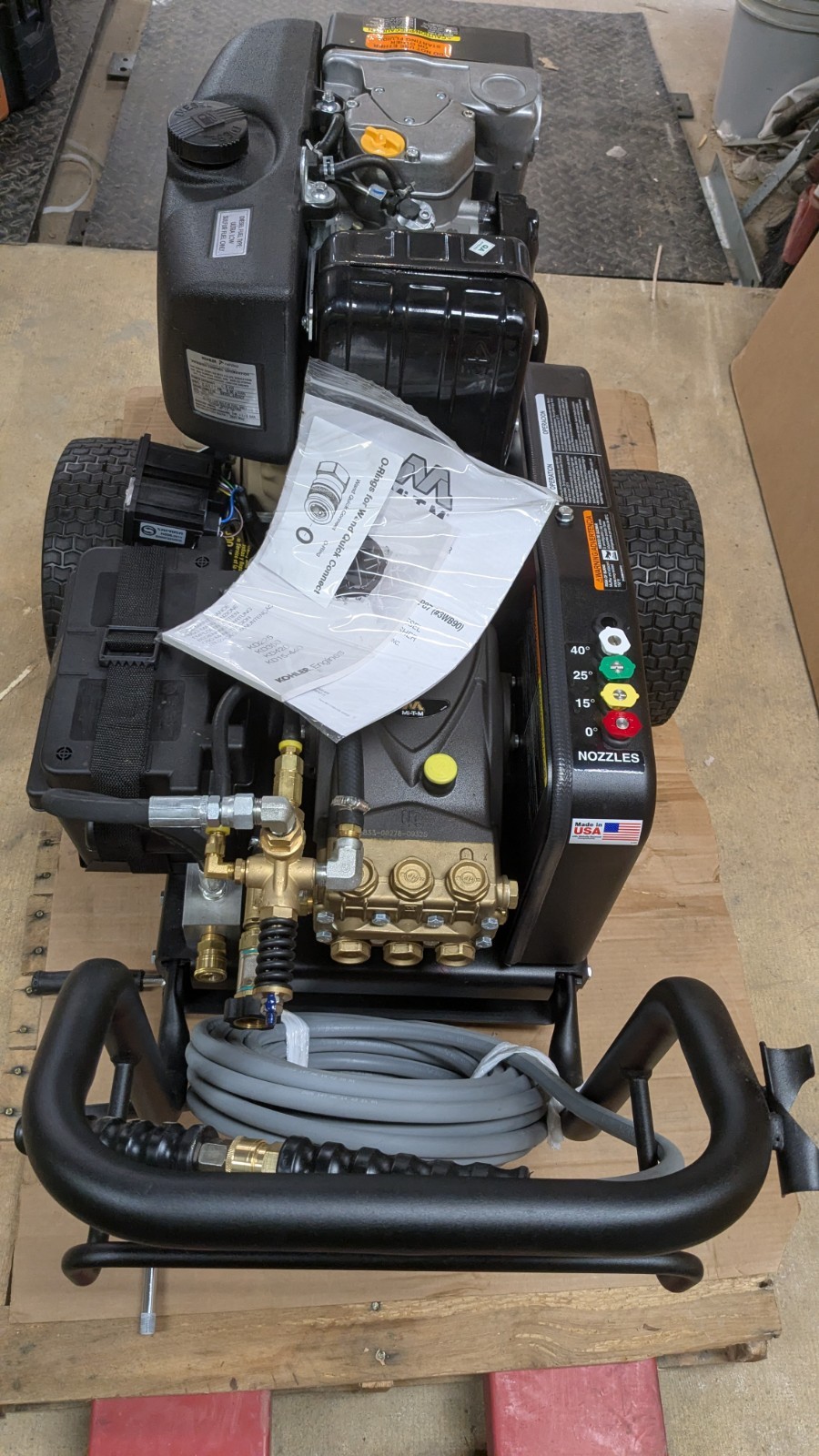 New Dented Mi-T-M Gc-3004-0Mkd 3000 Psi 3.9 Gpm Pressure Washer Kohler Diesel