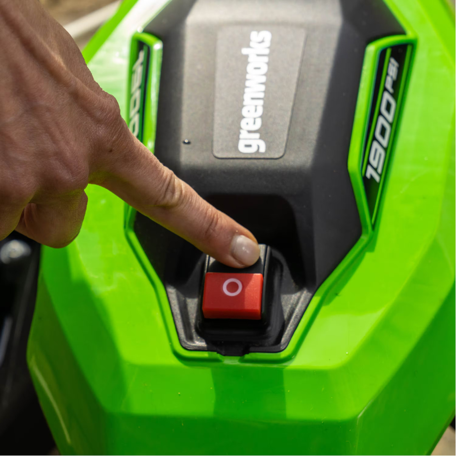 Greenworks – Electric Pressure Washer up to 1900 PSI at 1.2 GPM – Green