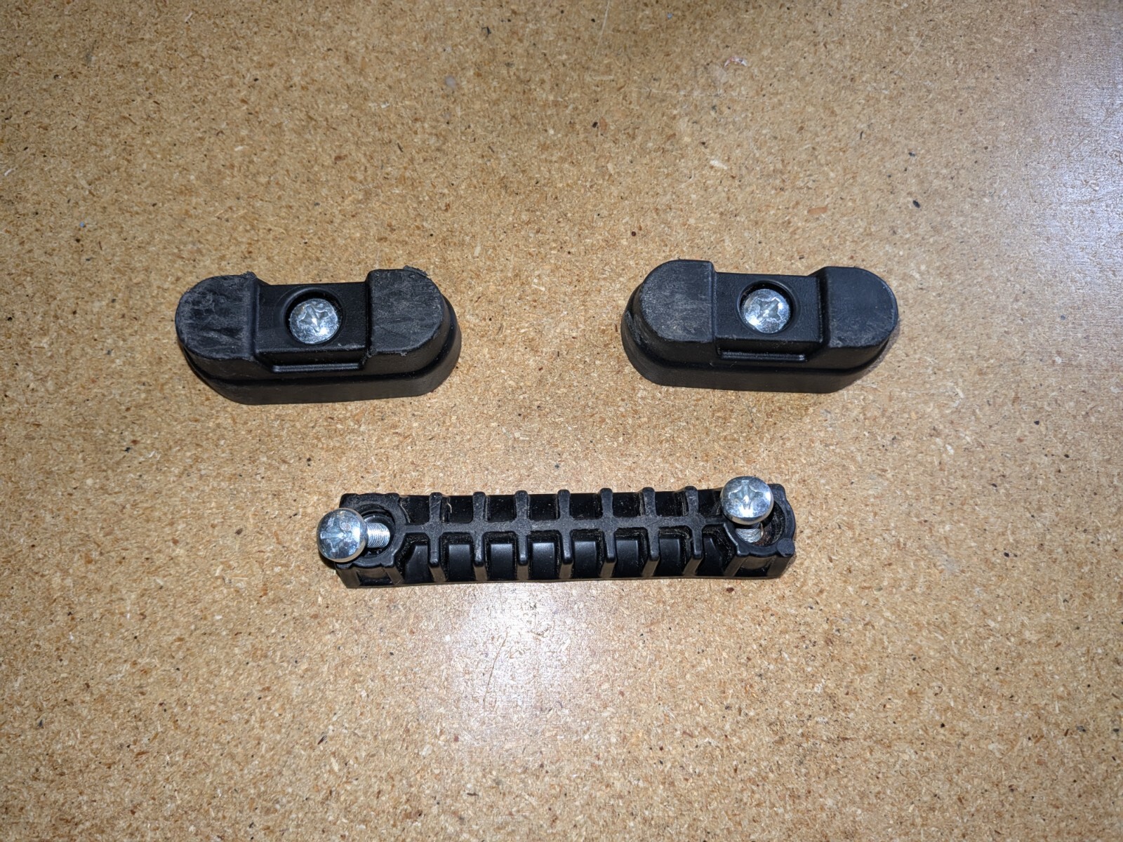 Husqvarna PW2300 Pressure Washer – OEM Replacement Parts Rubber Frame Leg / Feet