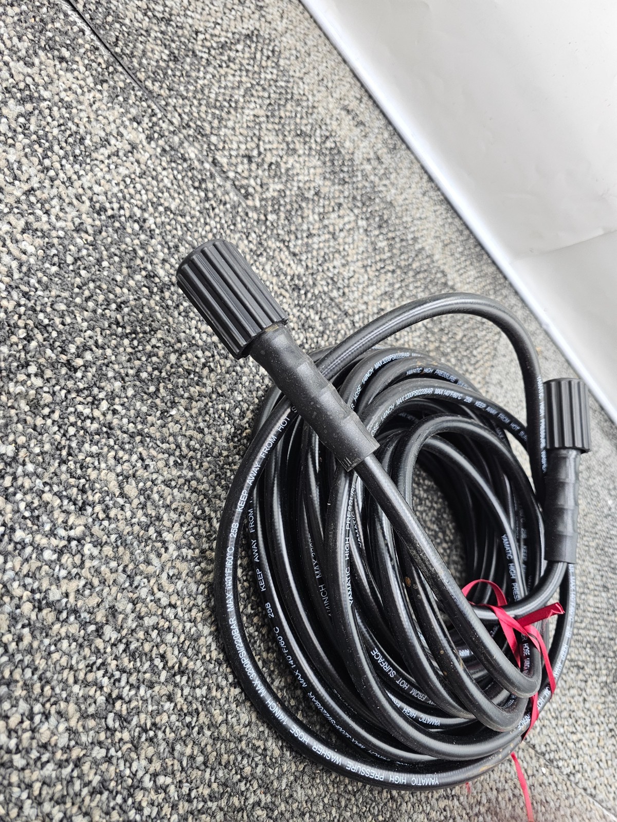 YAMATIC 50FT 3200 PSI Pressure Washer Hose 1/4″ Kink Free Black Fitting