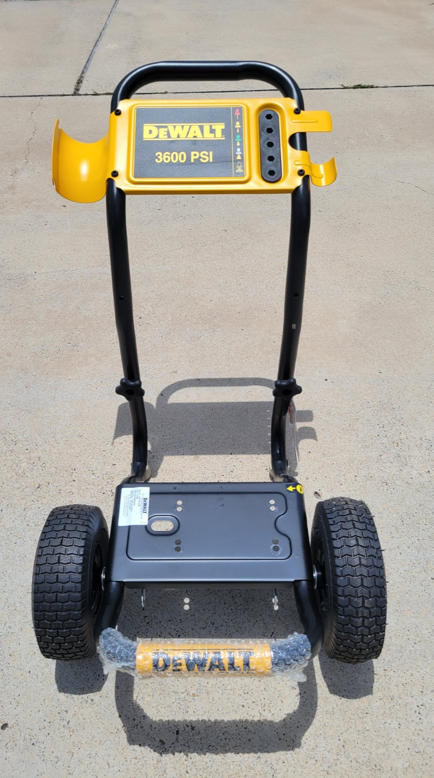 Pressure washer Cart Dewalt 3600psi