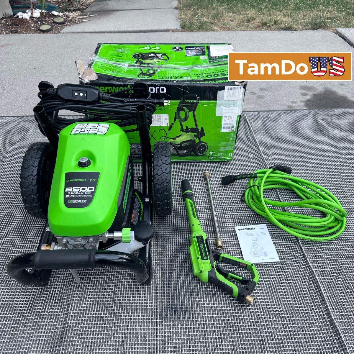 Greenworks 2500-PSI 2-GPM Cold Water Electric Pressure washer with 5 Spray Tips
